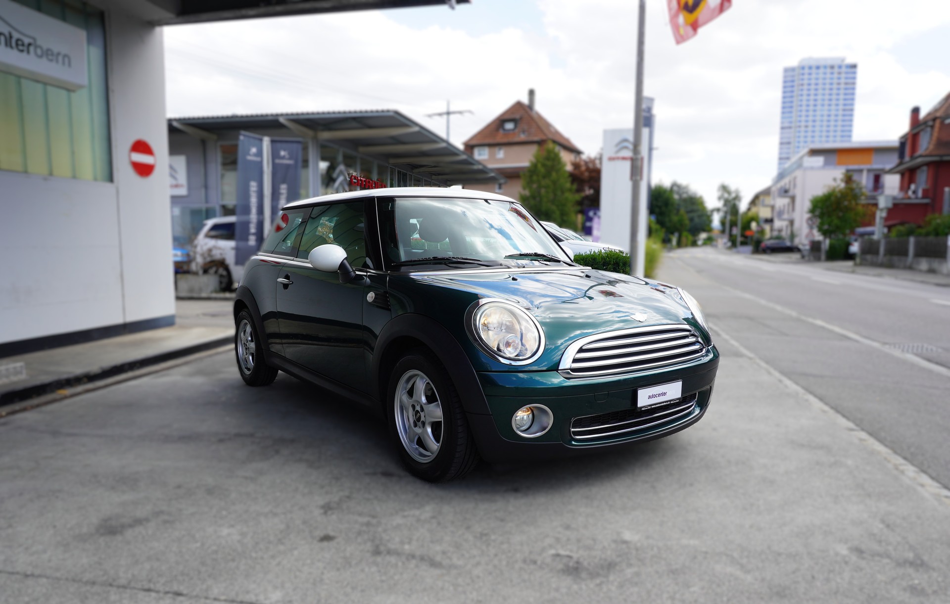 MINI Cooper-image-3