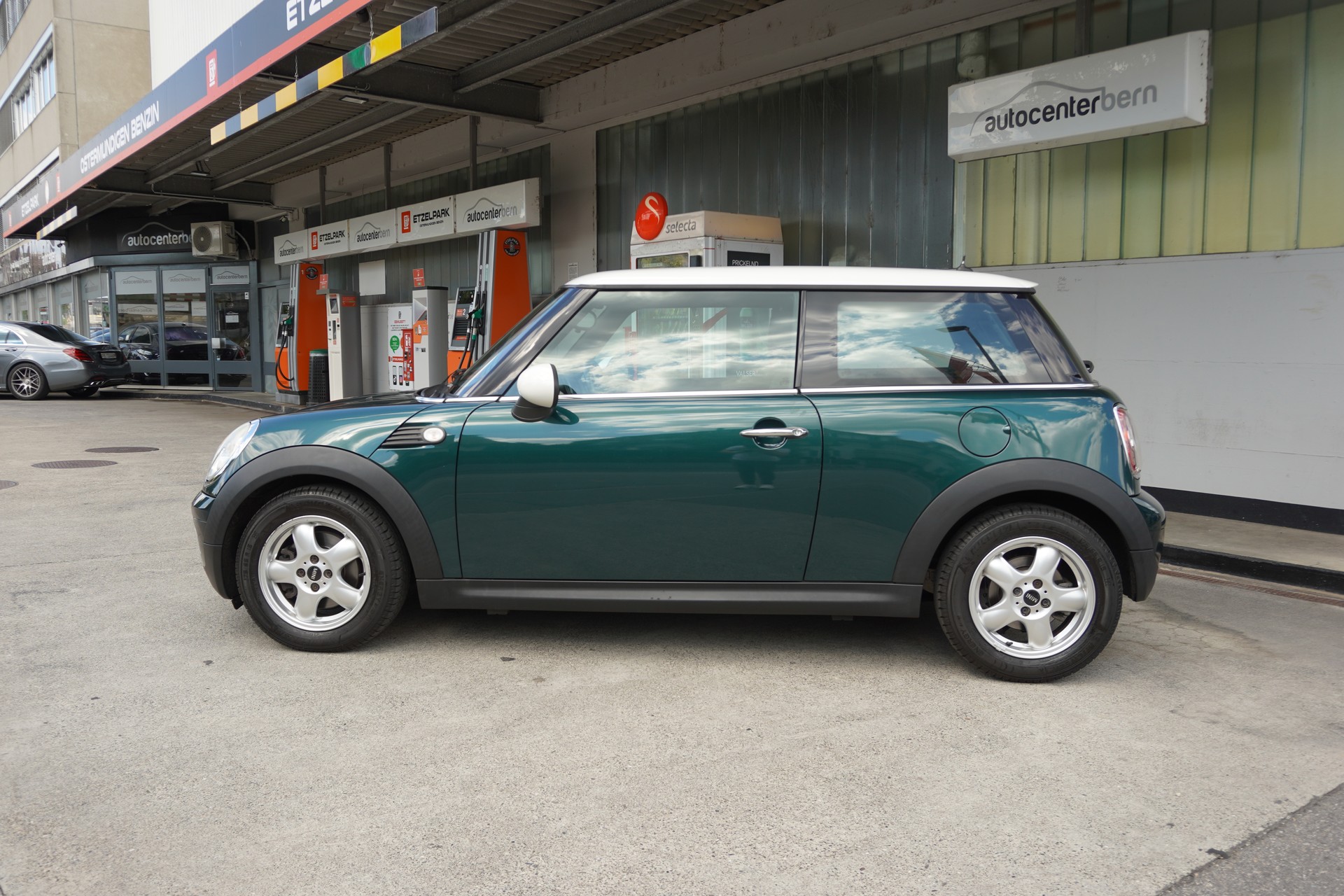 MINI Cooper-image-8
