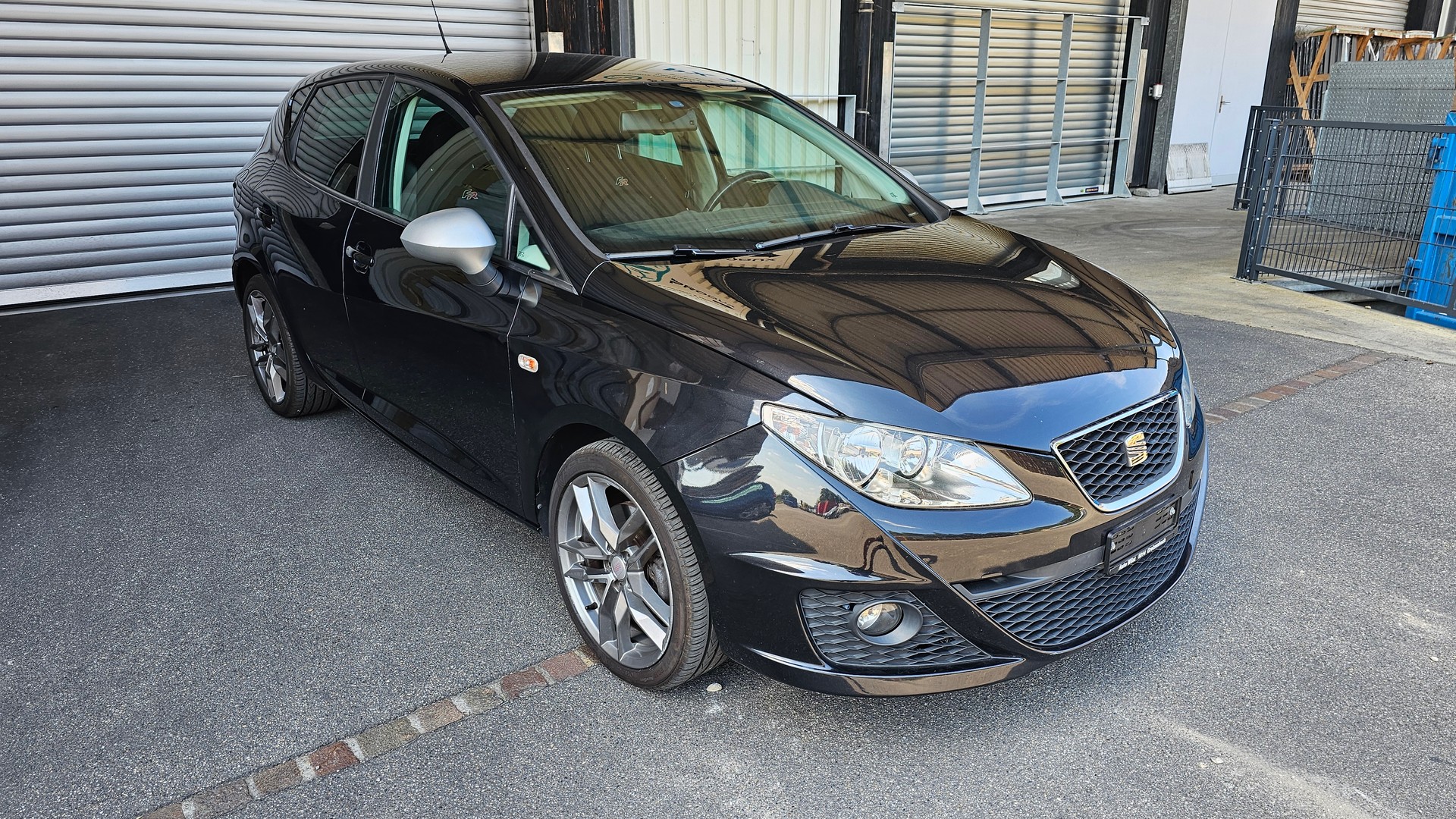 SEAT Ibiza 1.4 TSI FR-image-1