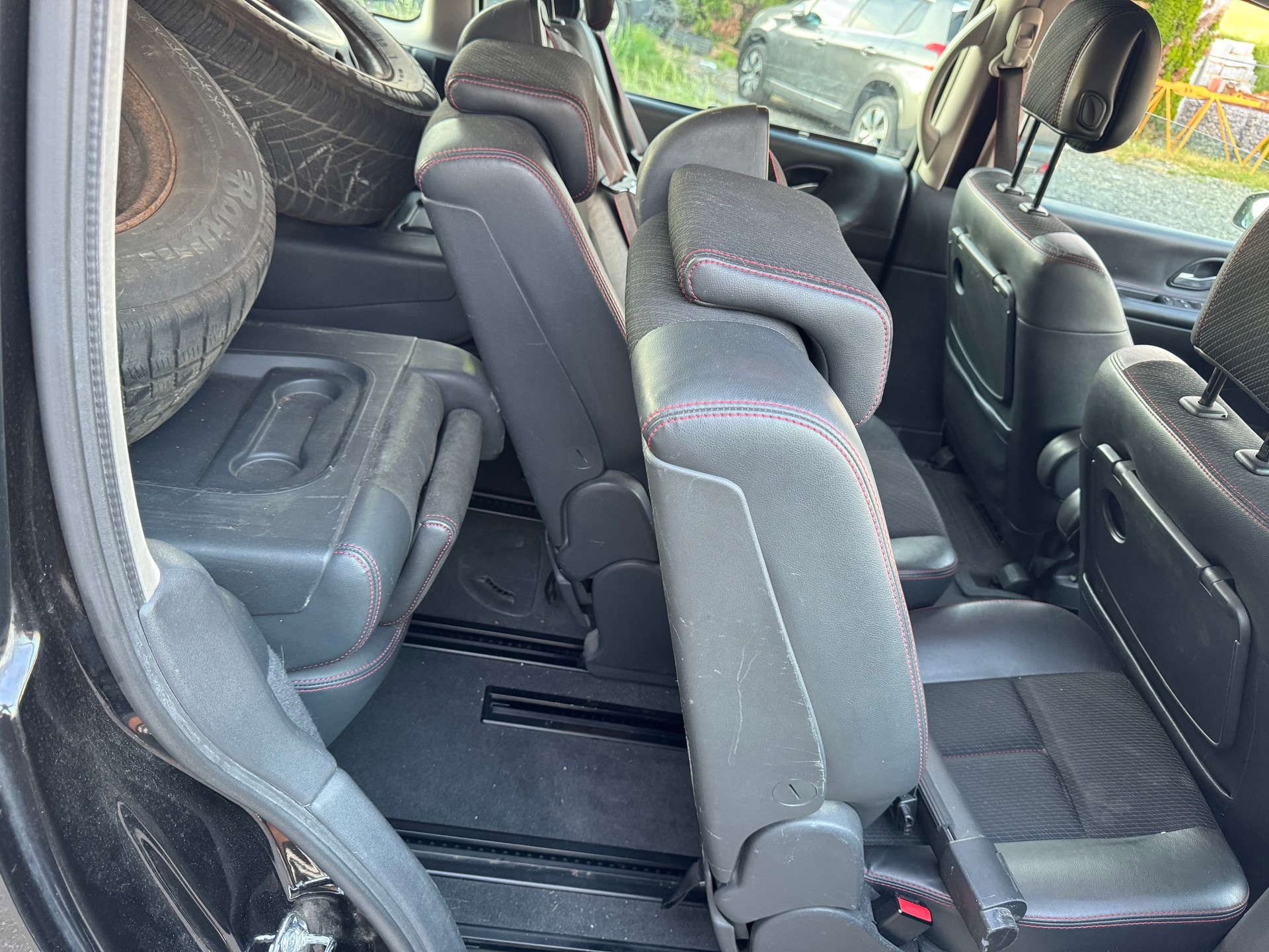 RENAULT Espace 2.0 Turbo Privilège-image-8