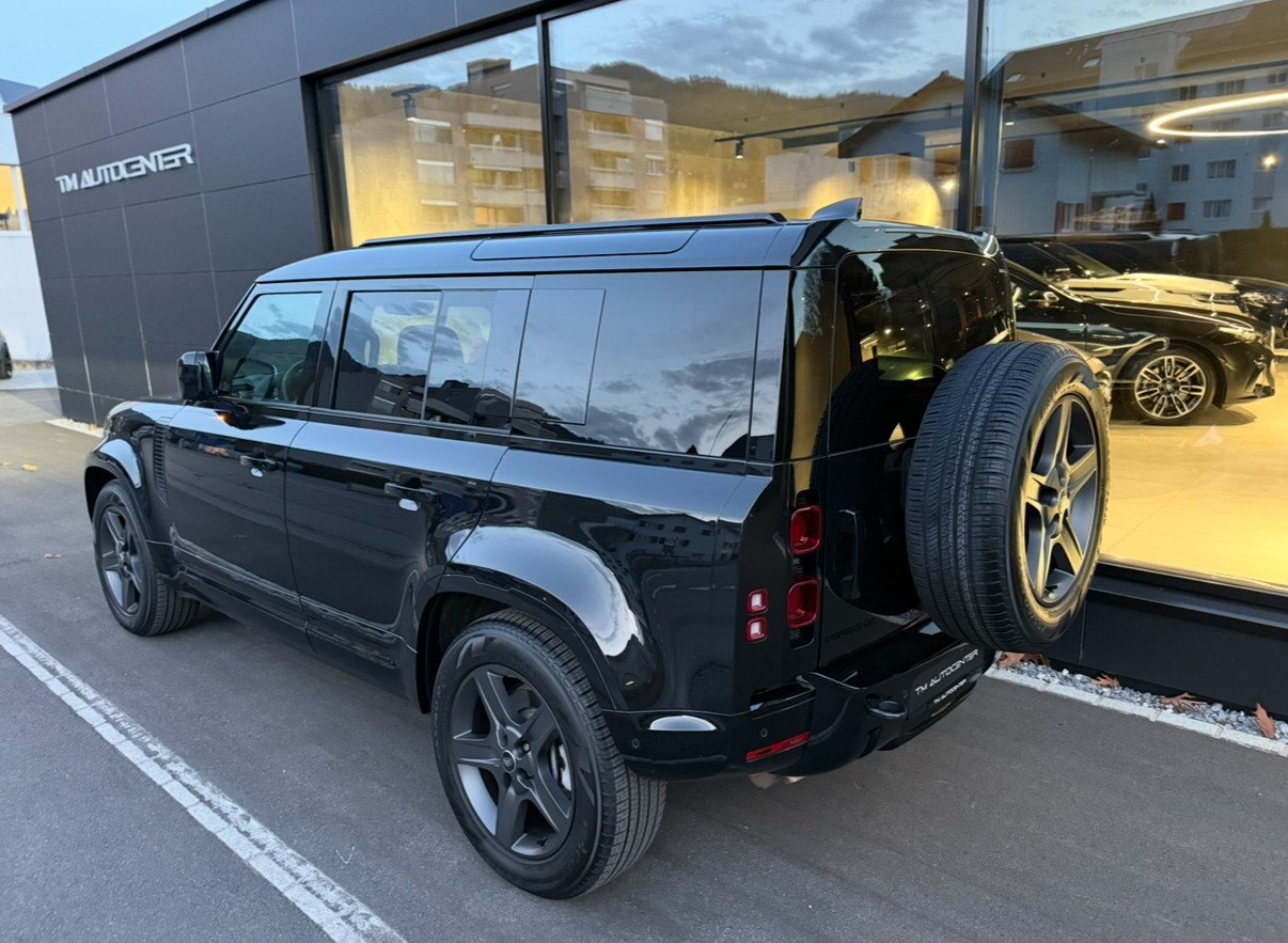 LAND ROVER Defender 110 3.0 D 110 D300 X-Dynamic SE-image-0