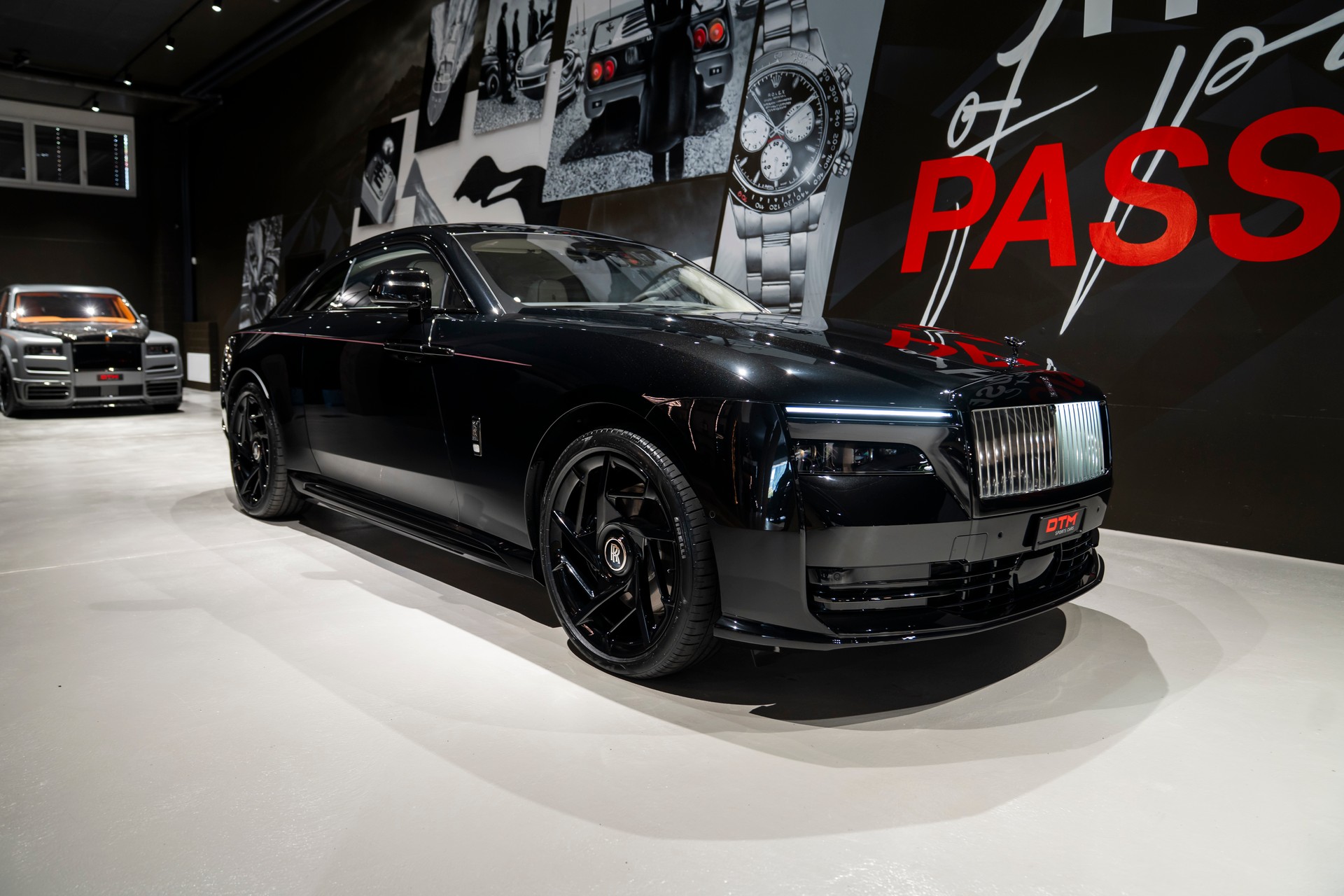 ROLLS-ROYCE Spectre Black Badge-image-0