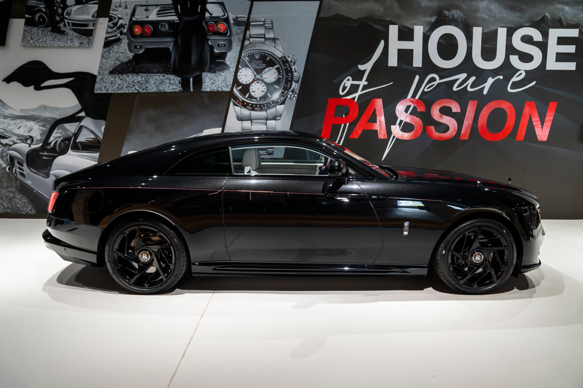 ROLLS-ROYCE Spectre Black Badge-image-2