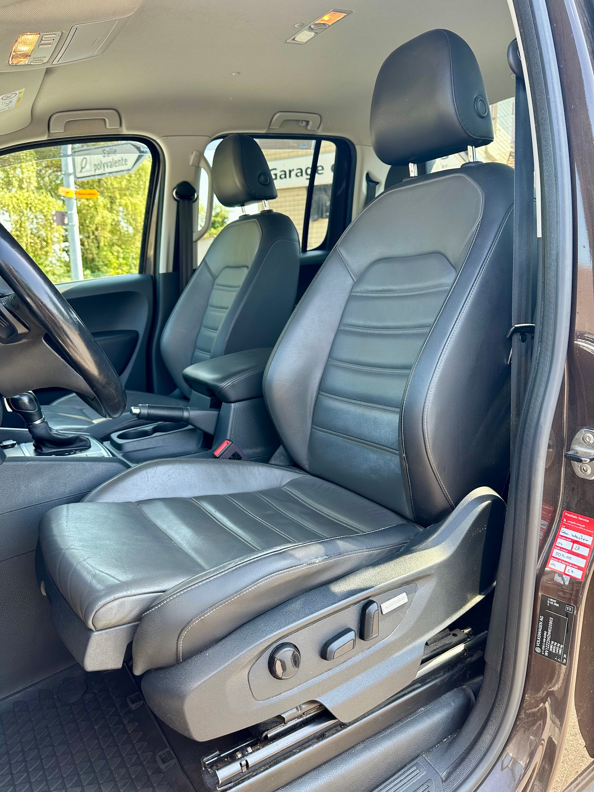 VW Amarok 3.0TDI Liberty 4Motion Automatic-image-11