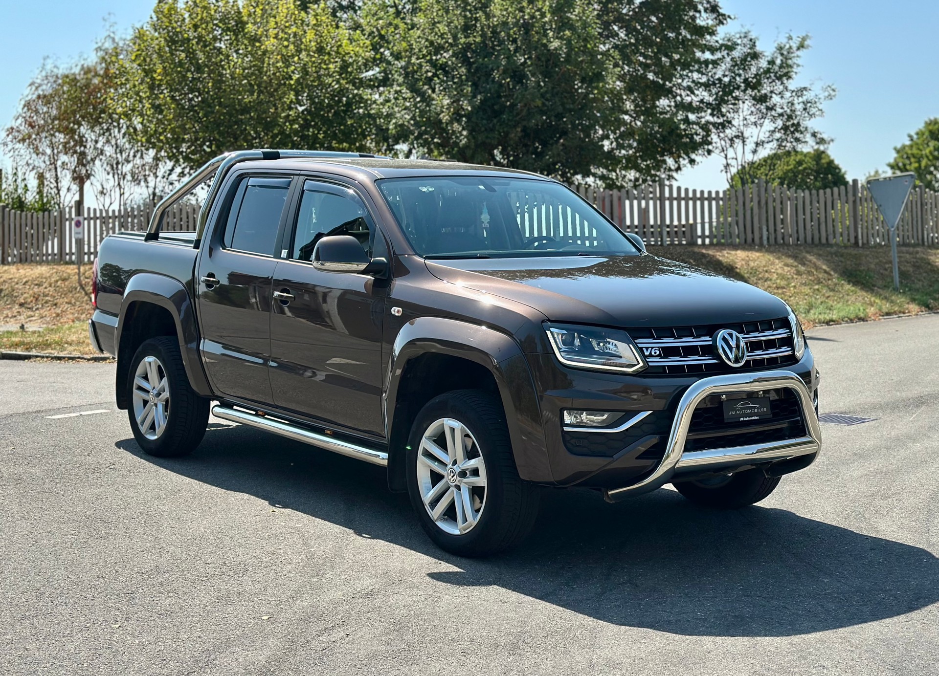 VW Amarok 3.0TDI Liberty 4Motion Automatic-image-1