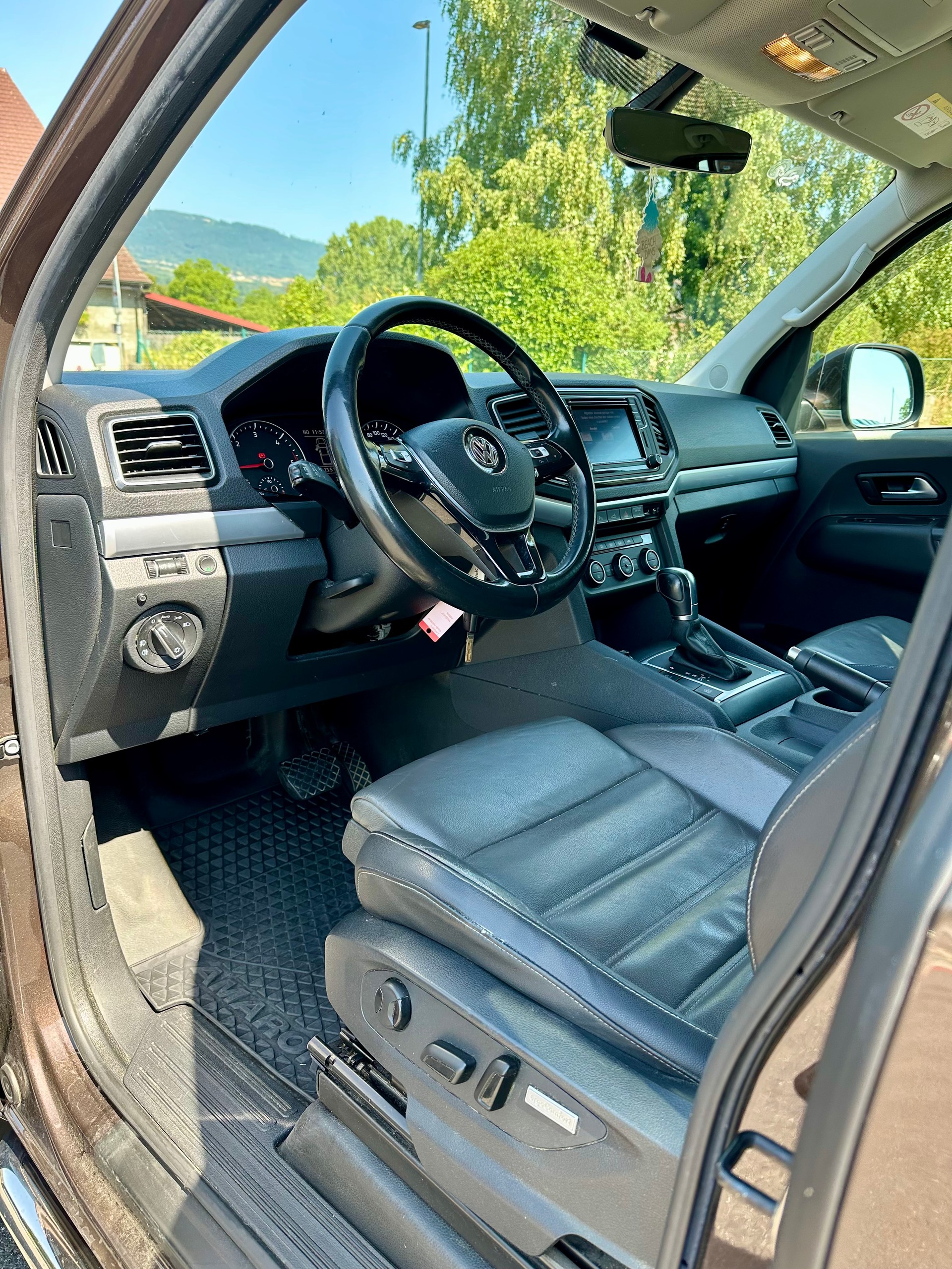 VW Amarok 3.0TDI Liberty 4Motion Automatic-image-9