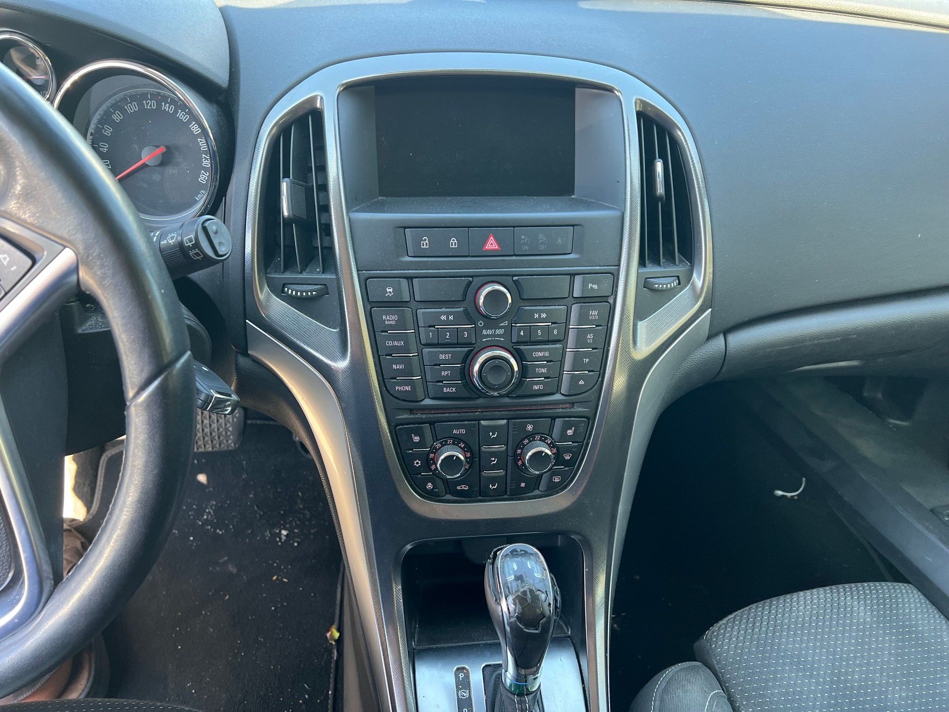 OPEL Astra SportsTourer 1.6i 16V Turbo Enjoy Automatic-image-6