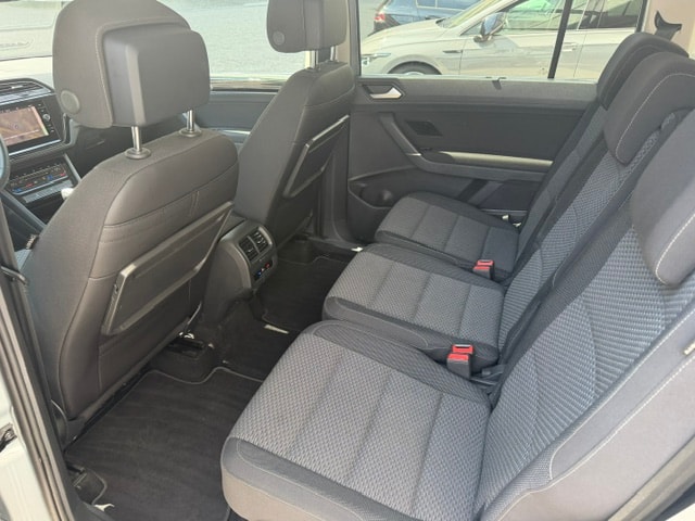 VW Touran 1.5 TSI EVO Comfortline DSG-image-4