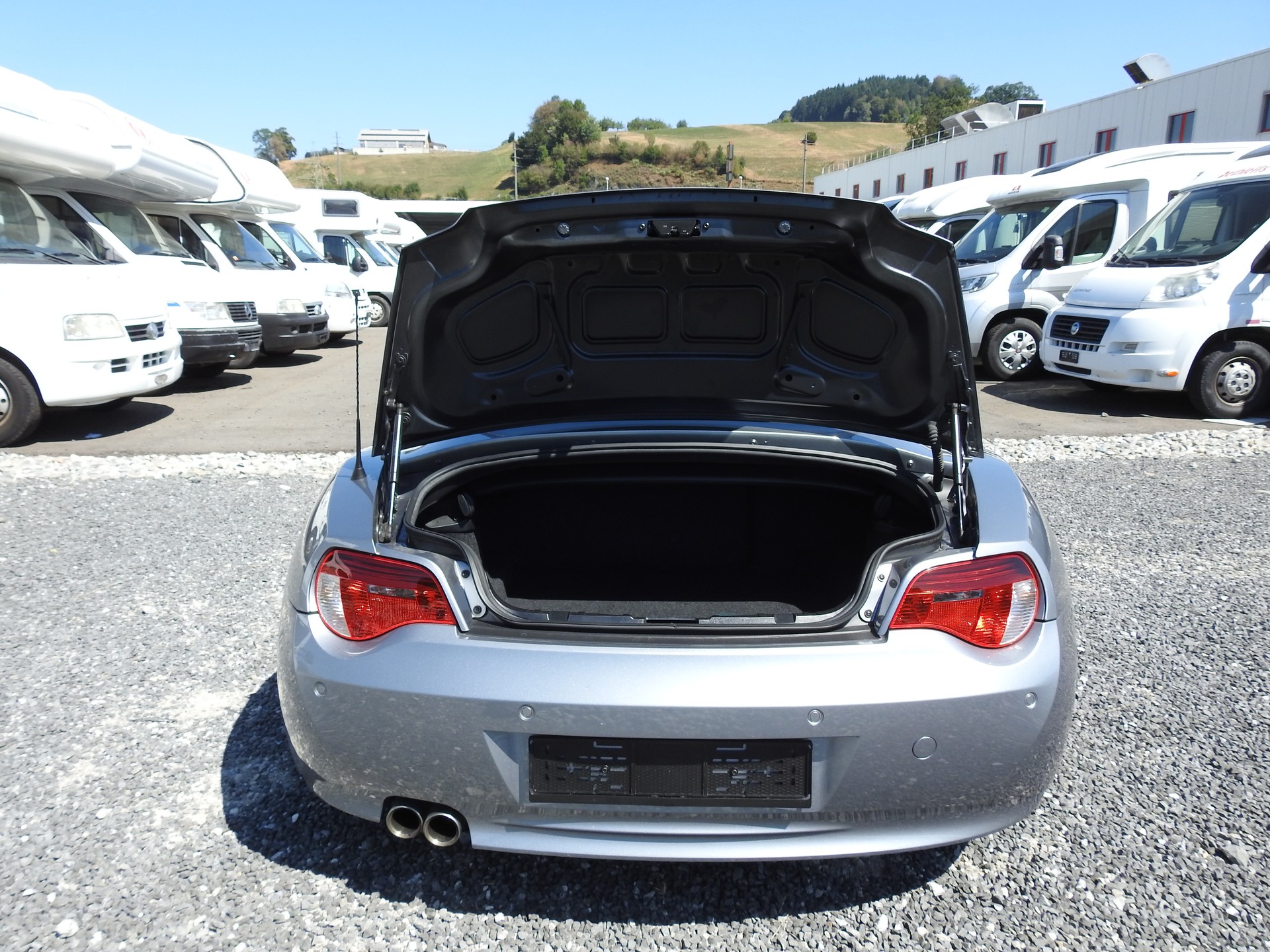 BMW Z4 2.5i Roadster-image-9
