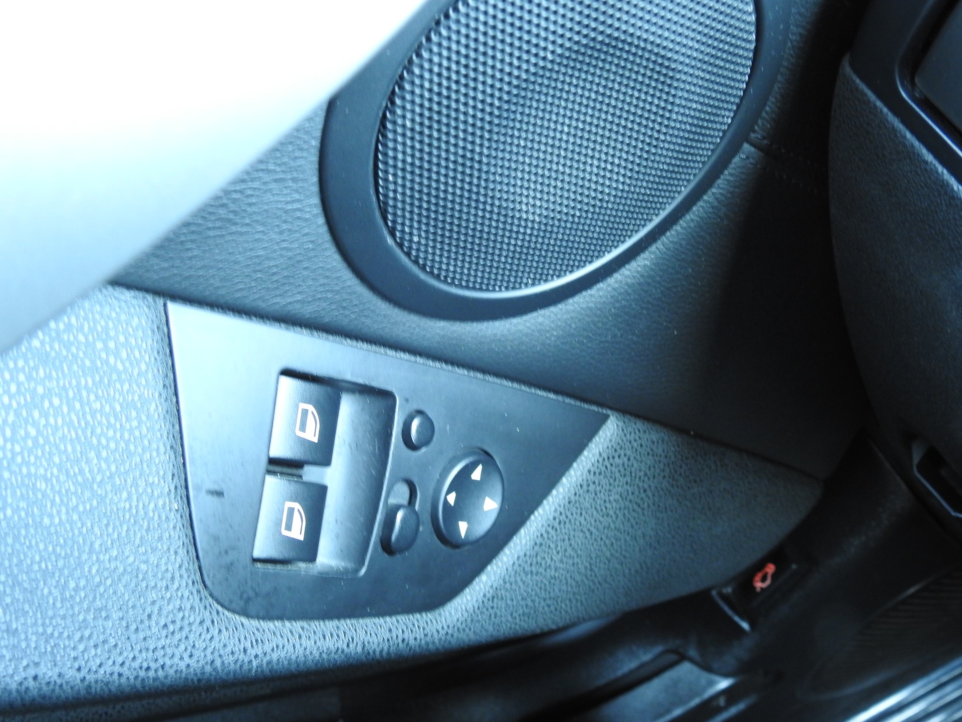 BMW Z4 2.5i Roadster-image-26