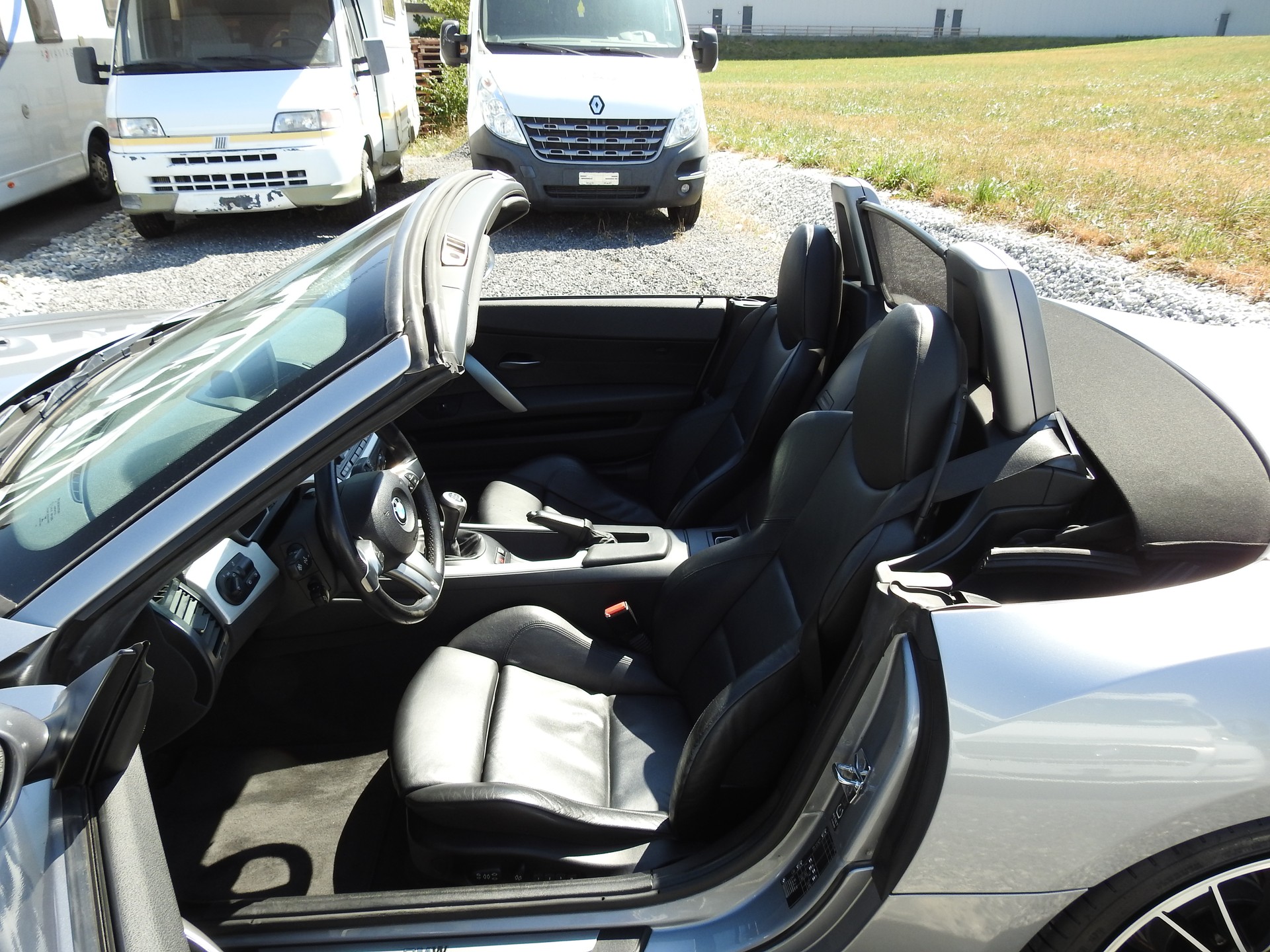 BMW Z4 2.5i Roadster-image-31