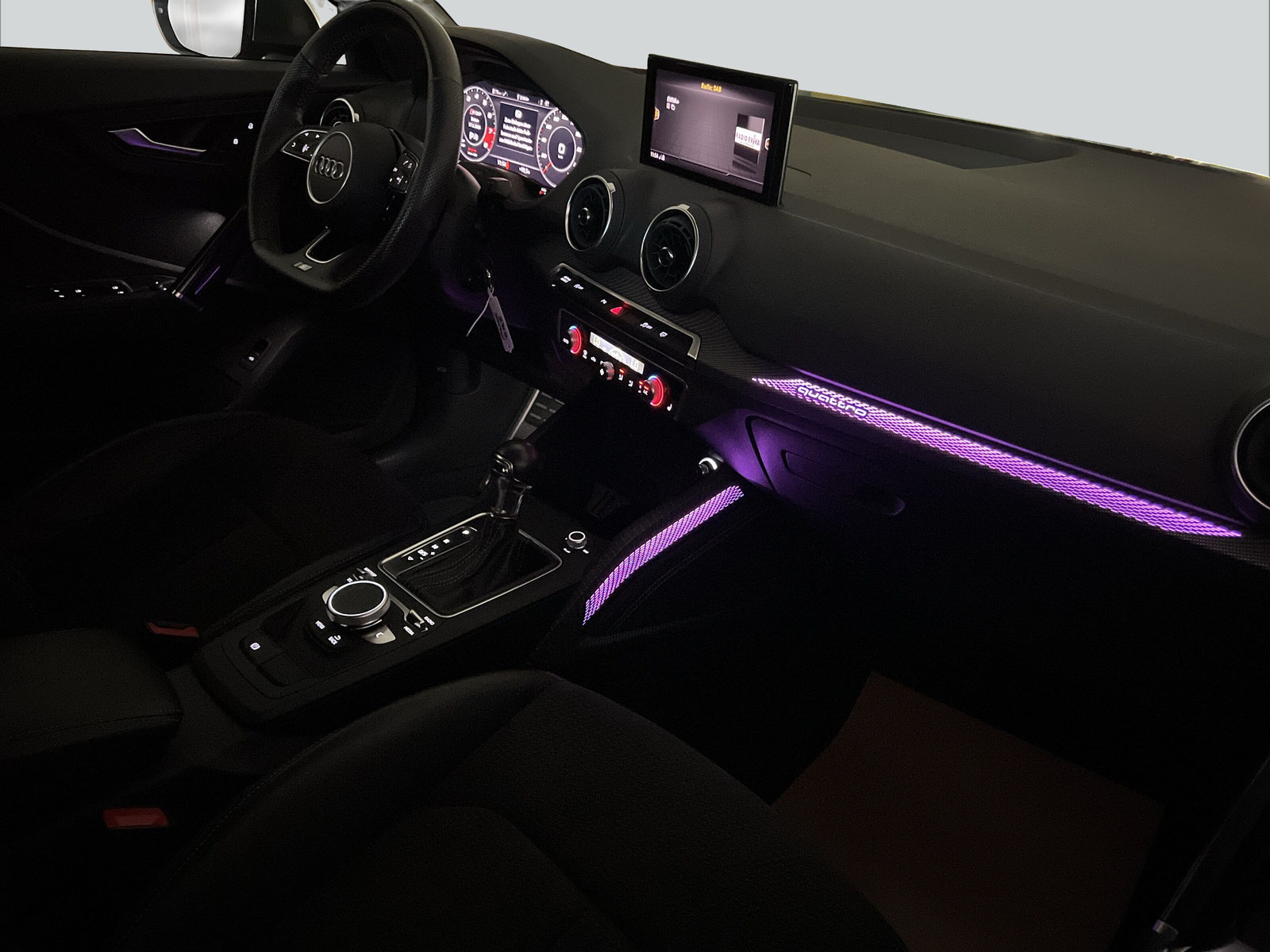 AUDI SQ2 TFSI quattro S-tronic-image-17
