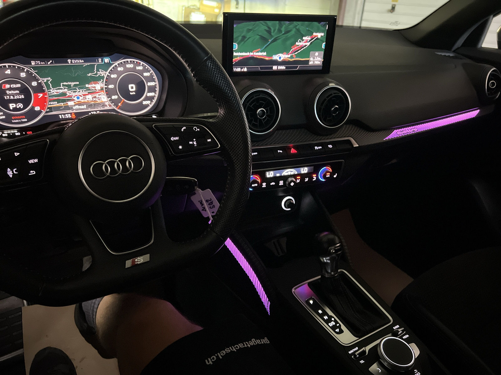 AUDI SQ2 TFSI quattro S-tronic-image-16