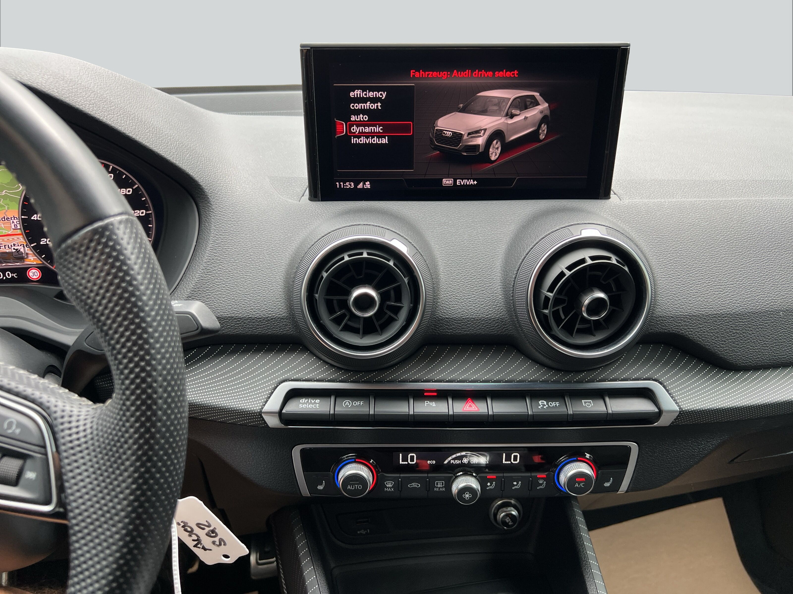 AUDI SQ2 TFSI quattro S-tronic-image-13
