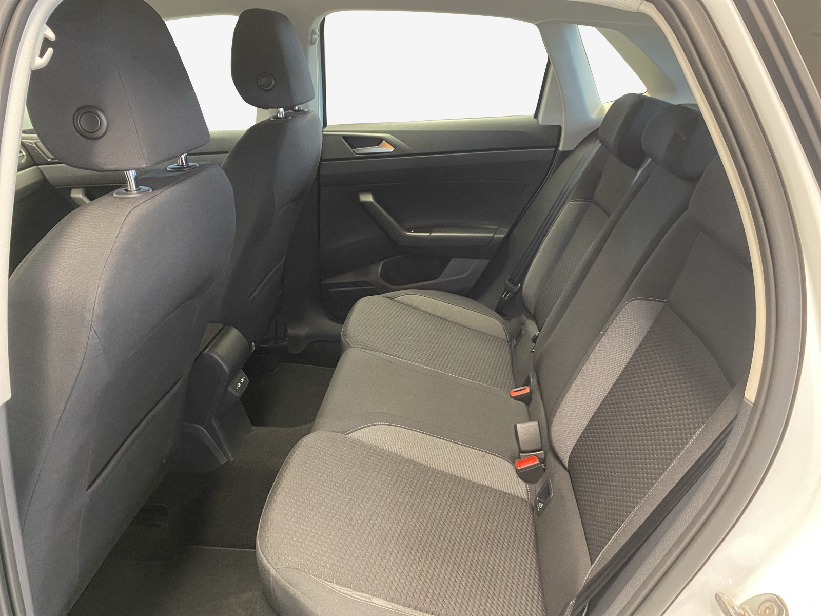 VW Polo 1.0 TSI Life-image-11