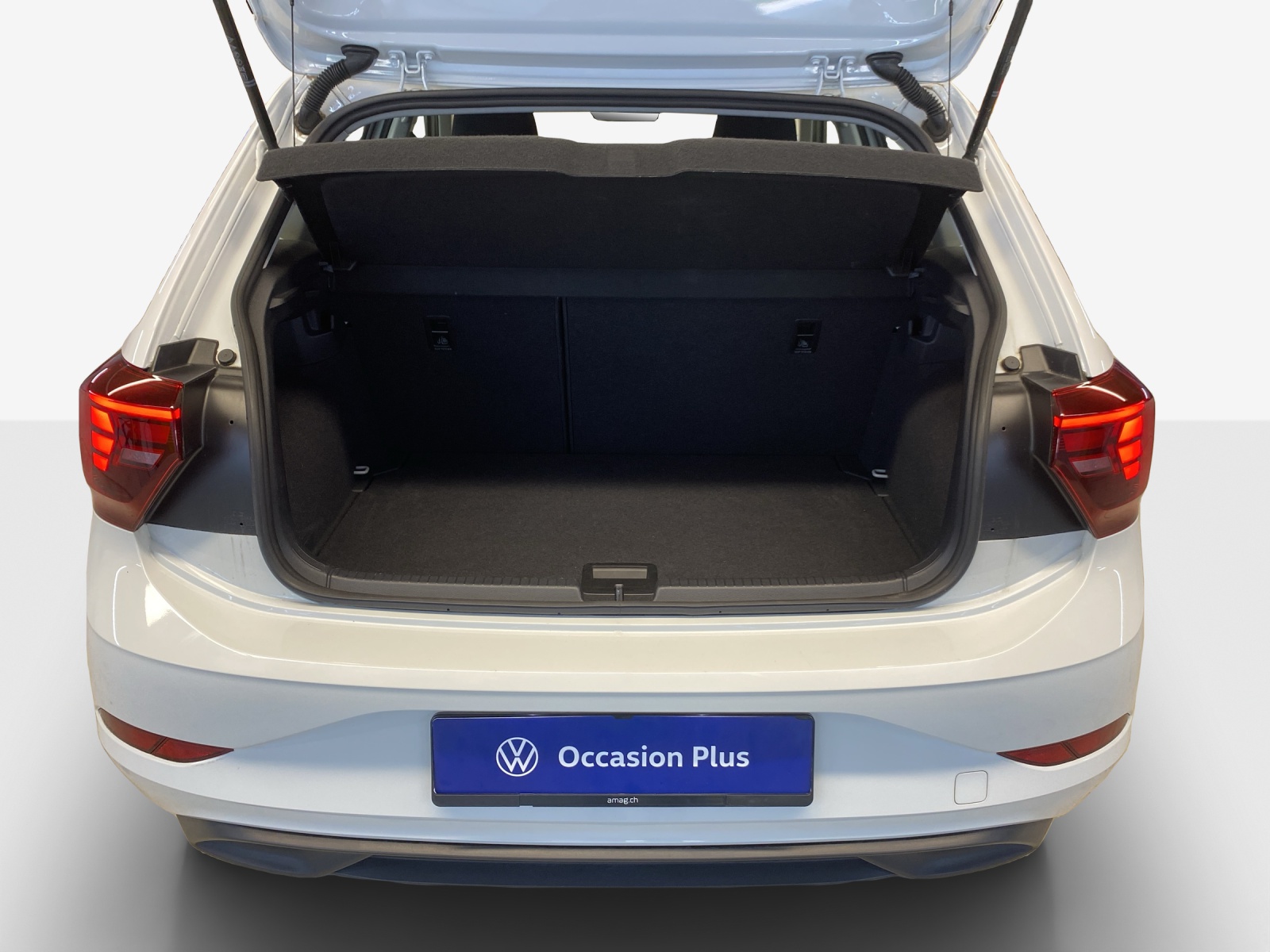 VW Polo 1.0 TSI Life-image-12