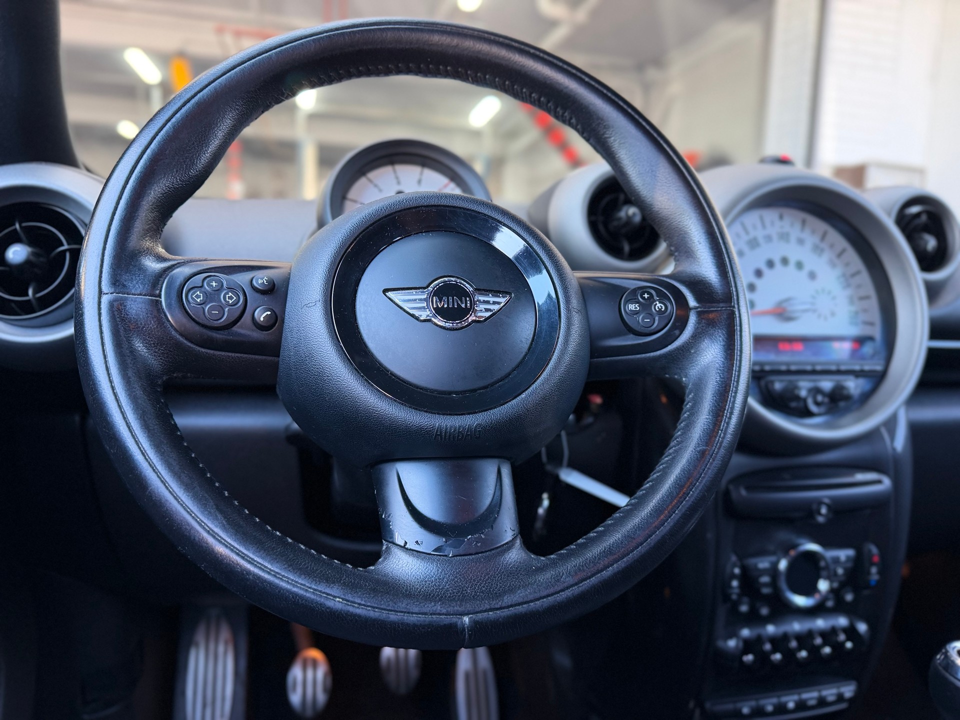 MINI Countryman Cooper SD ALL4-image-7