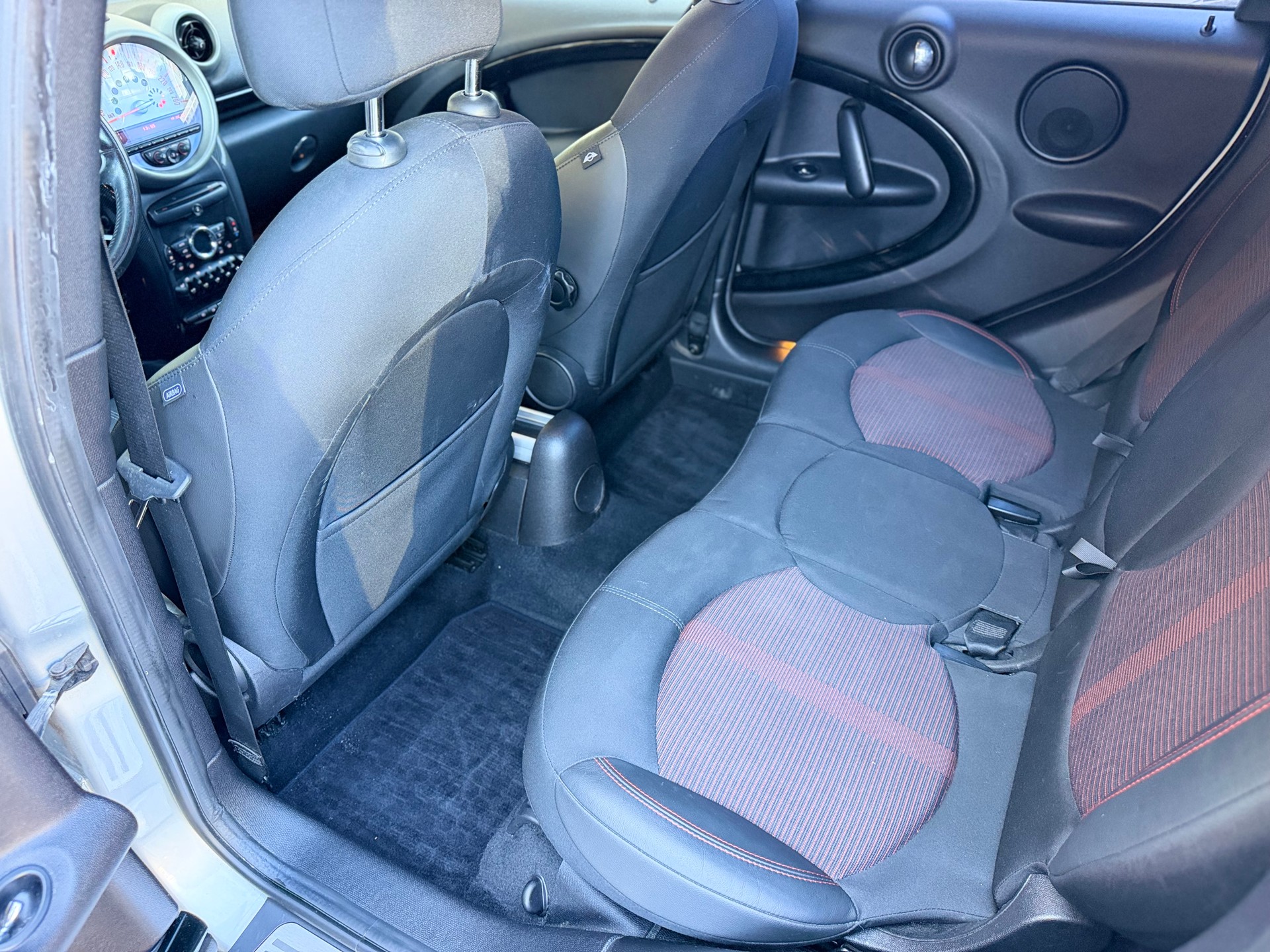 MINI Countryman Cooper SD ALL4-image-13