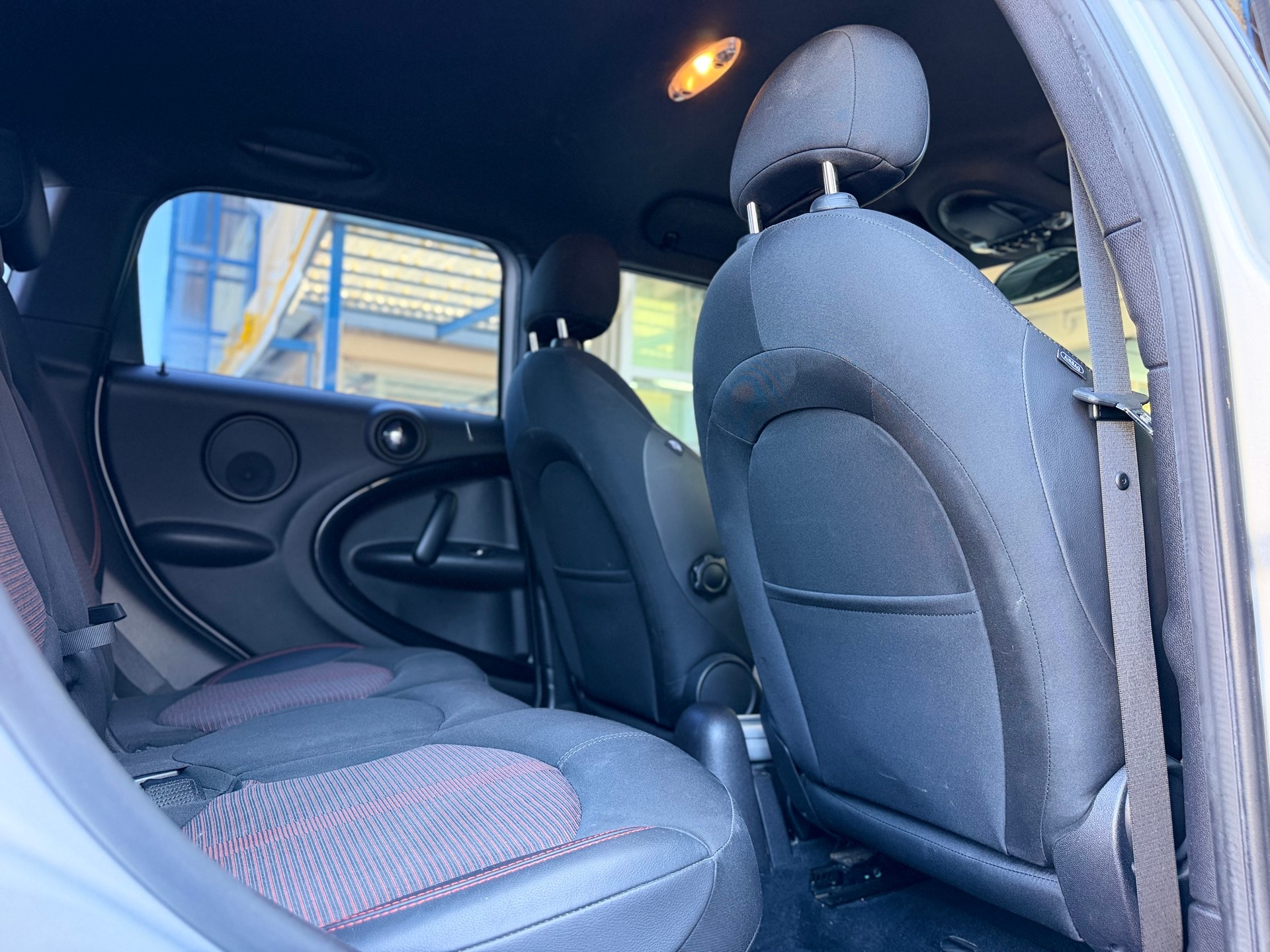 MINI Countryman Cooper SD ALL4-image-12