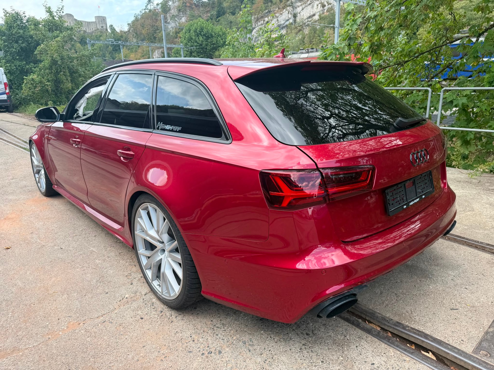 AUDI RS6 Avant 4.0 TFSI V8 performance quattro-image-0