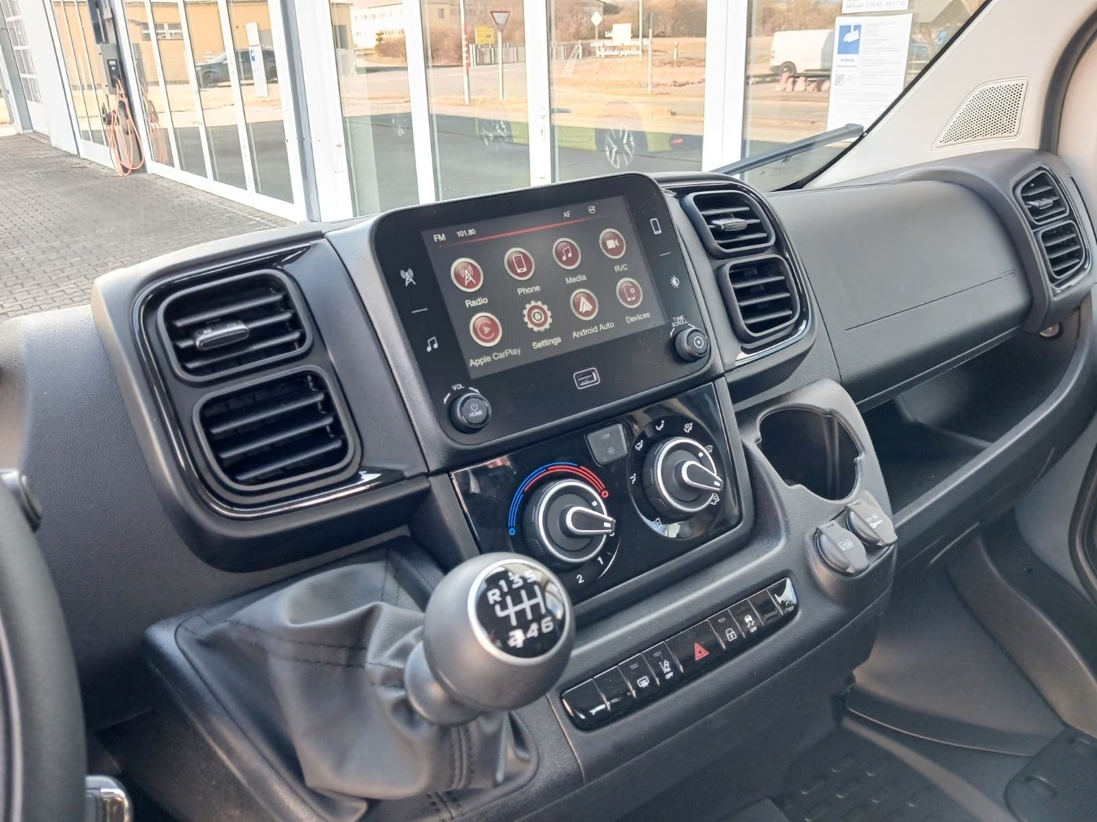 CITROEN Jumper 35 2.2 BlueHDi 140 L2-image-7