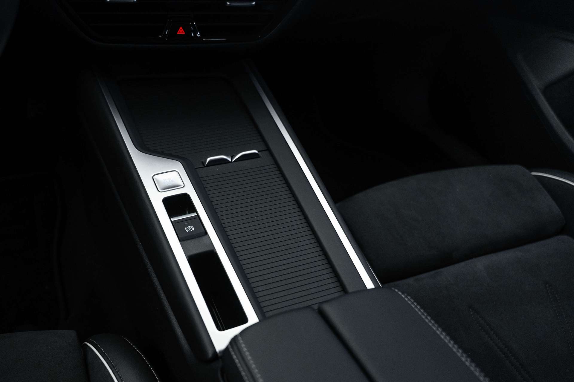 VW VW Passat Variant 1.5 eTSI evo2 Business DSG-image-30
