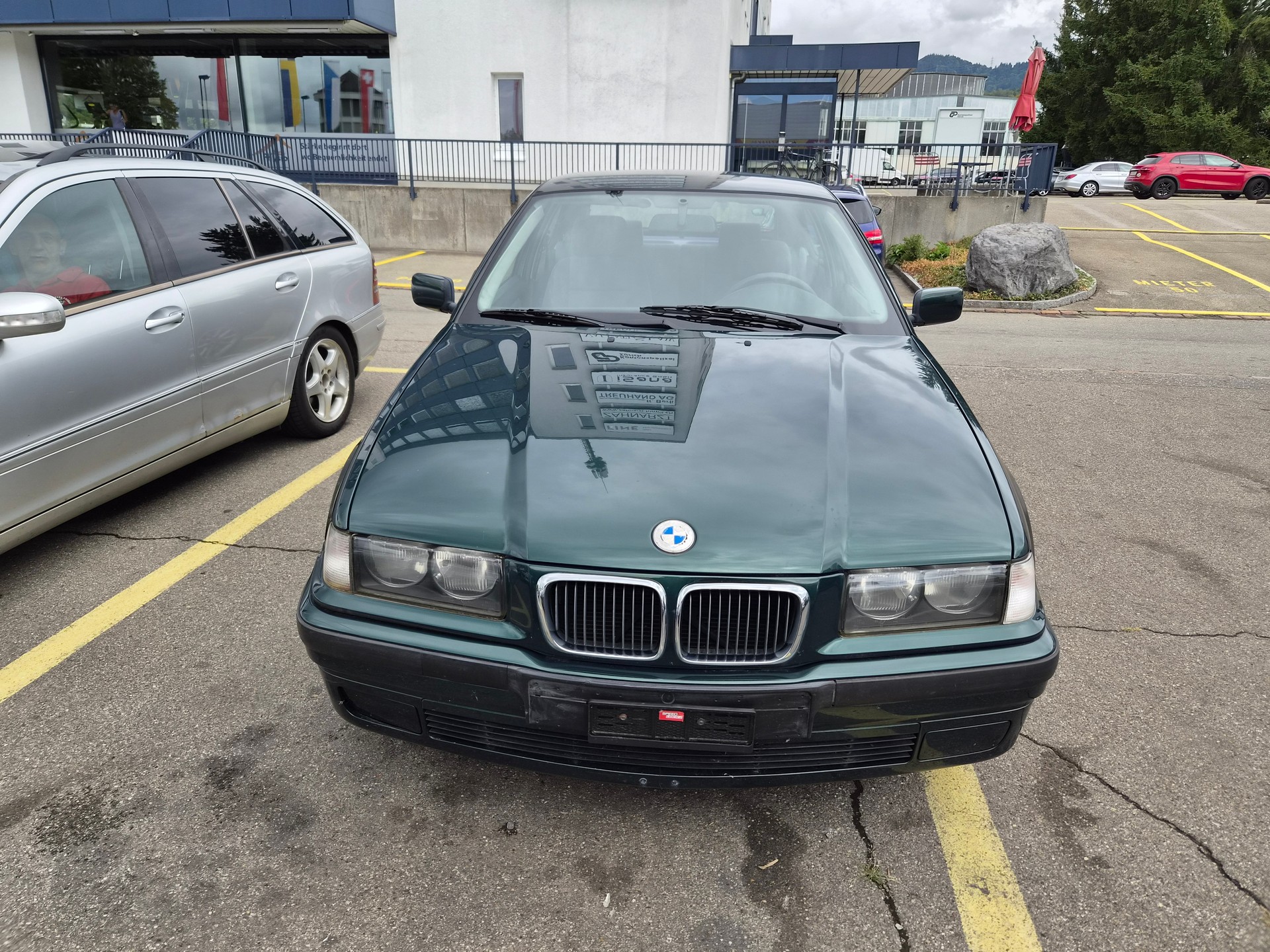 BMW 316i Compact Comfort-image-1