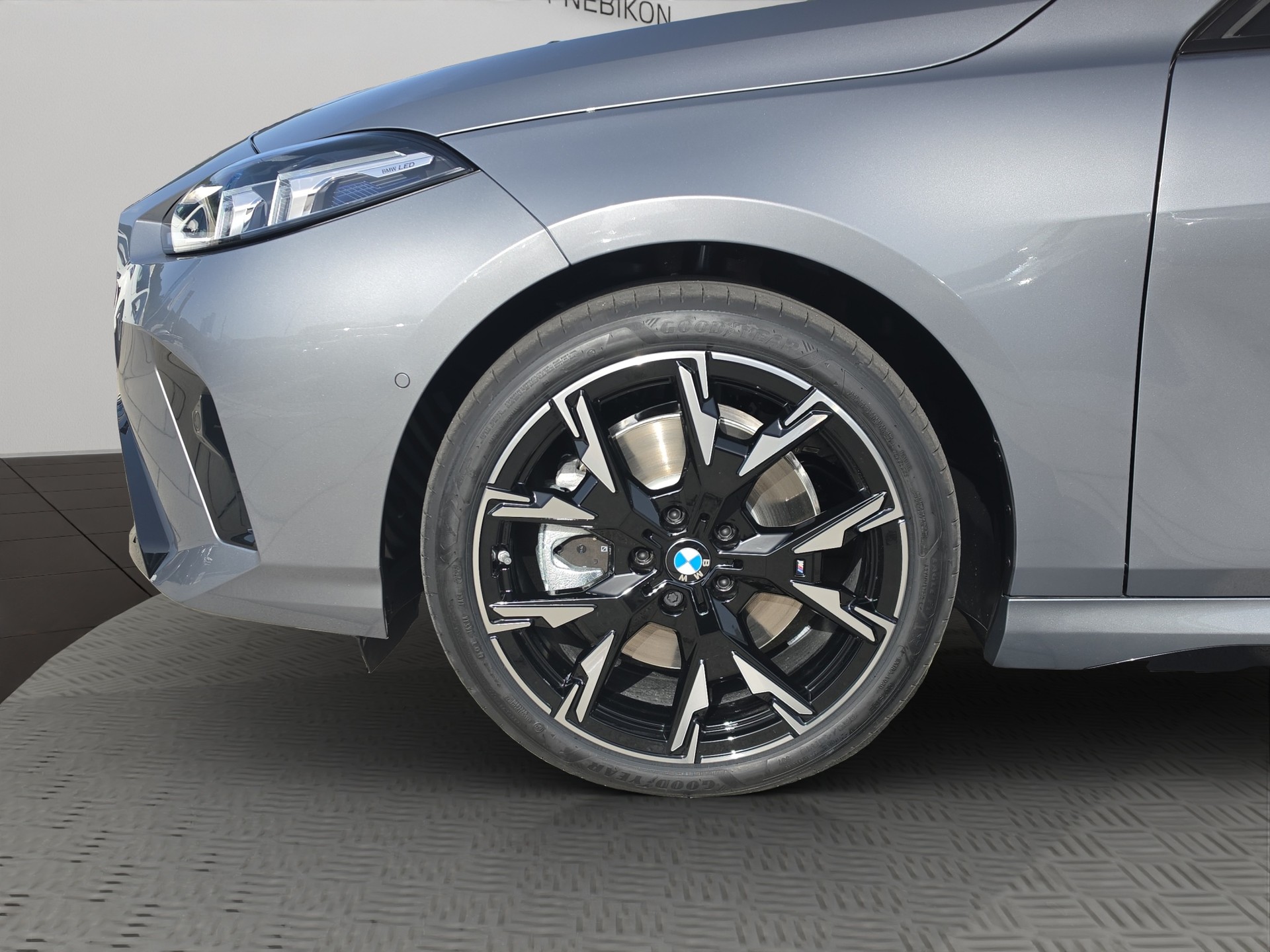 BMW 123 xDrive M Sport Steptronic-image-8