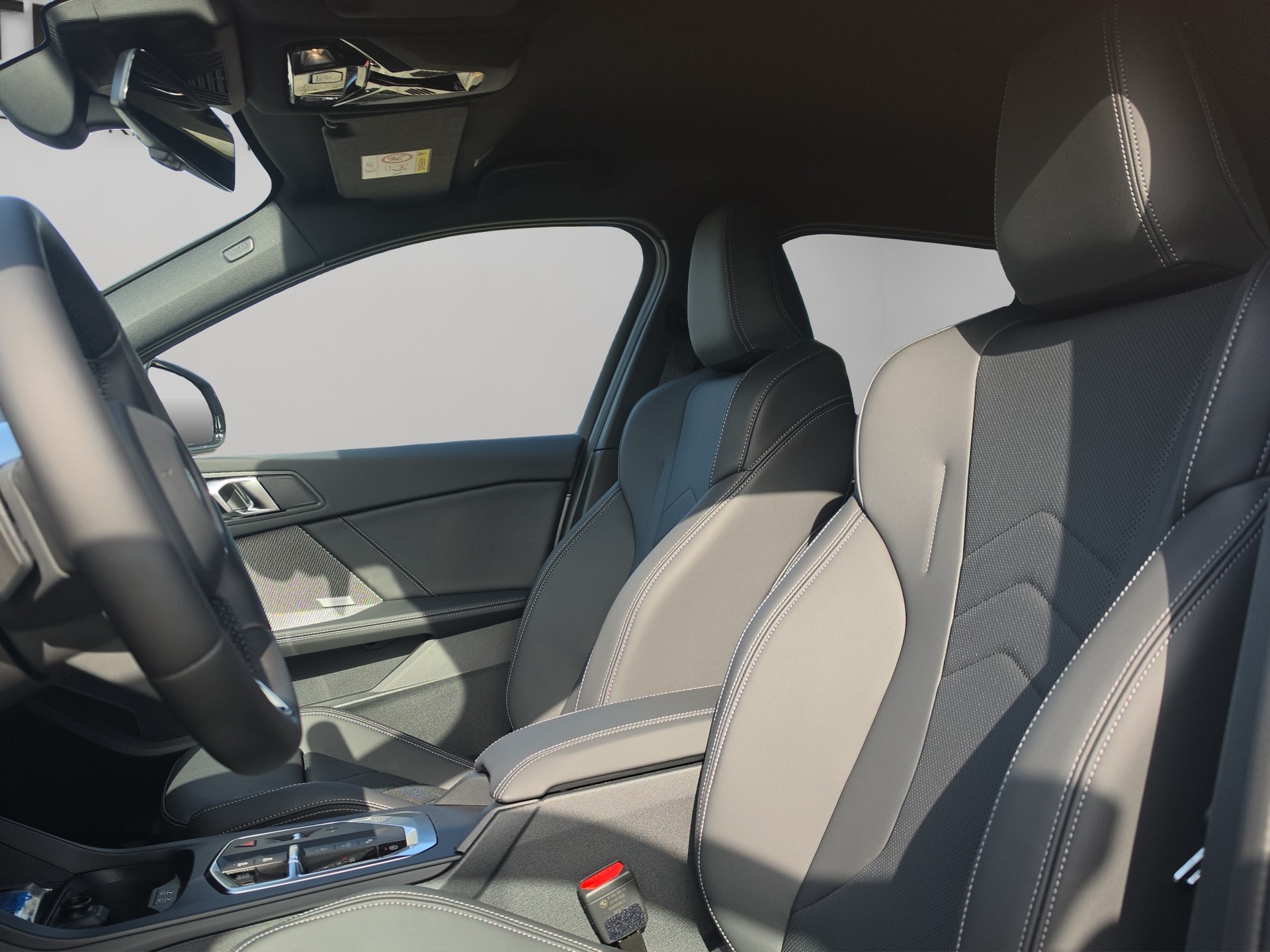 BMW 123 xDrive M Sport Steptronic-image-12