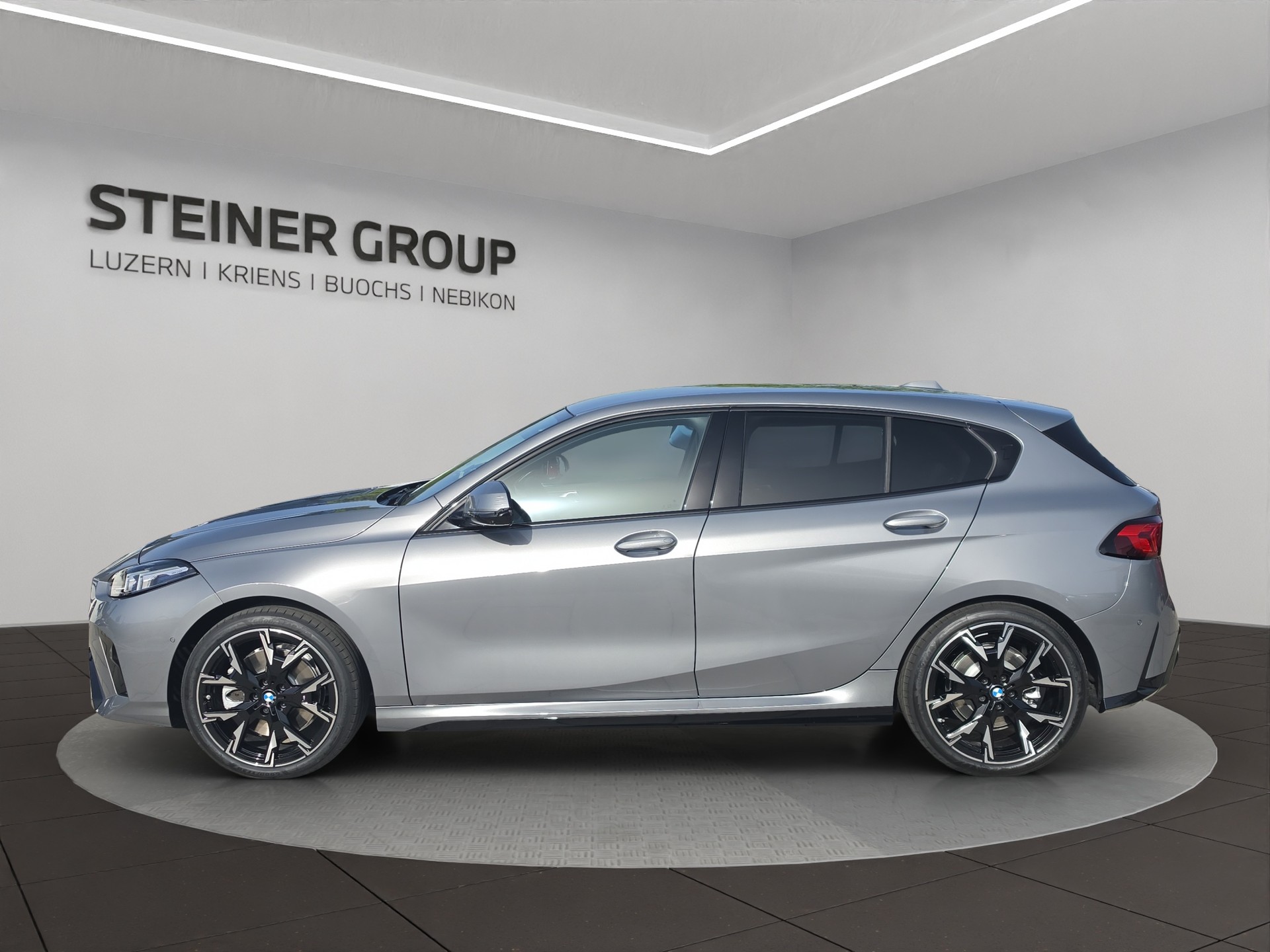 BMW 123 xDrive M Sport Steptronic-image-7