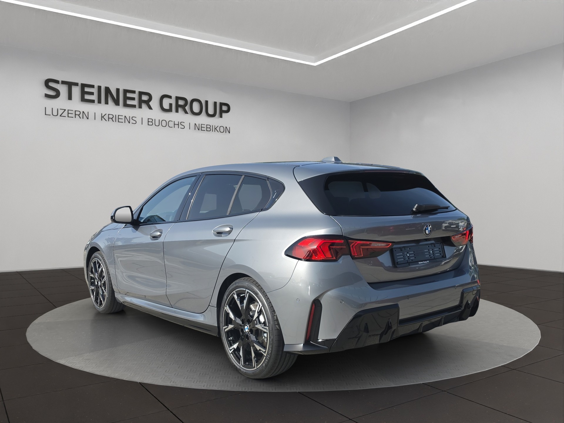 BMW 123 xDrive M Sport Steptronic-image-6