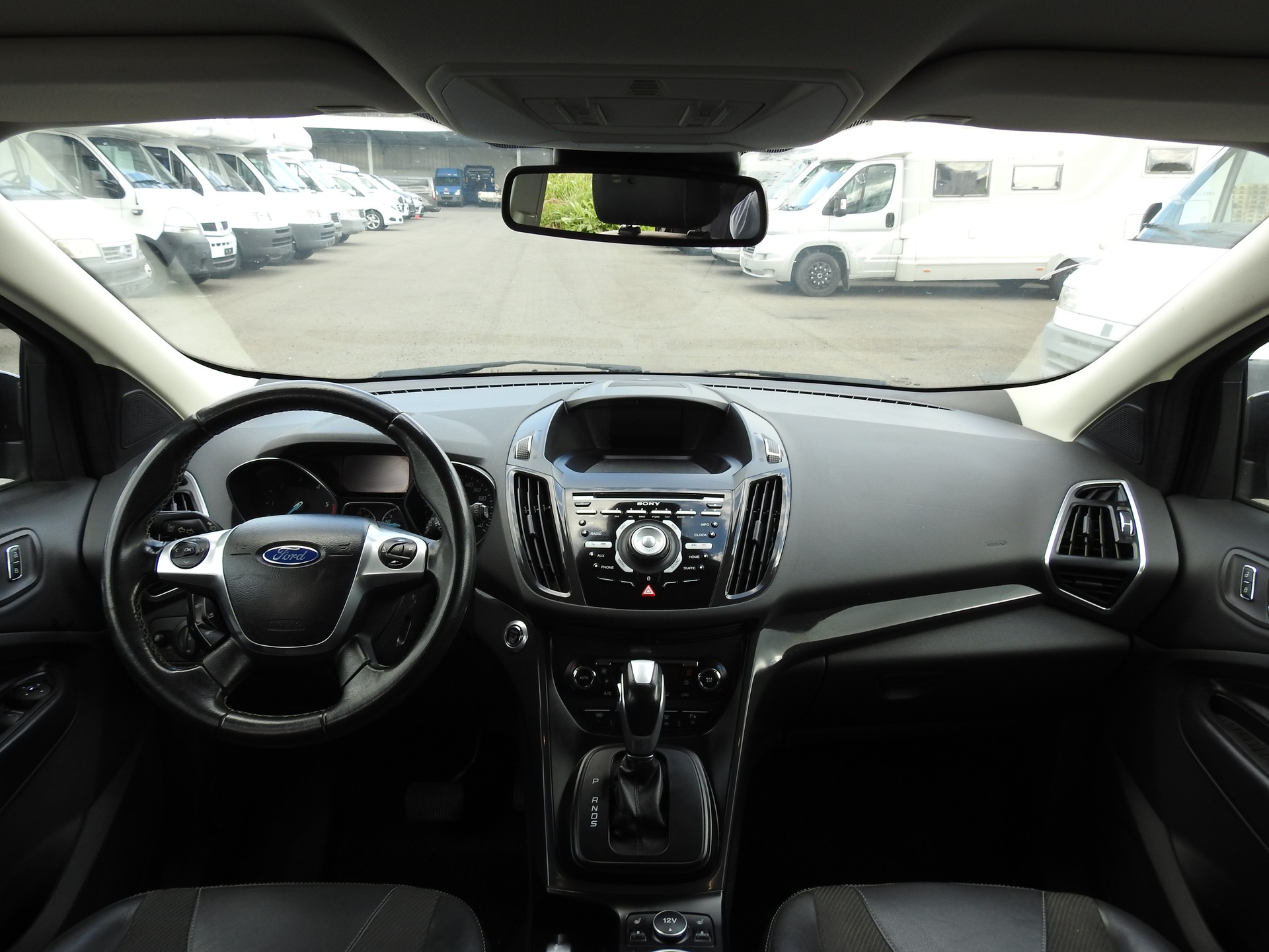 FORD Kuga 2.0 TDCi Titanium 4WD PowerShift-image-15