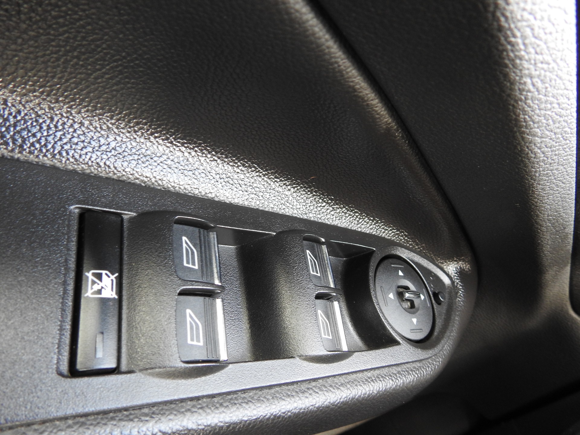 FORD Kuga 2.0 TDCi Titanium 4WD PowerShift-image-26