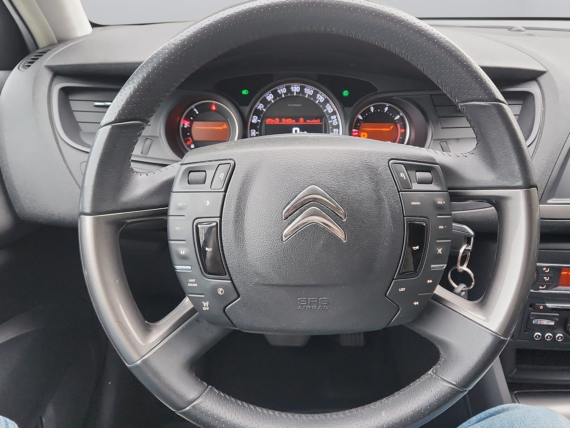 CITROEN C5 Berline 1.6 Turbo Exclusive Automatic-image-9