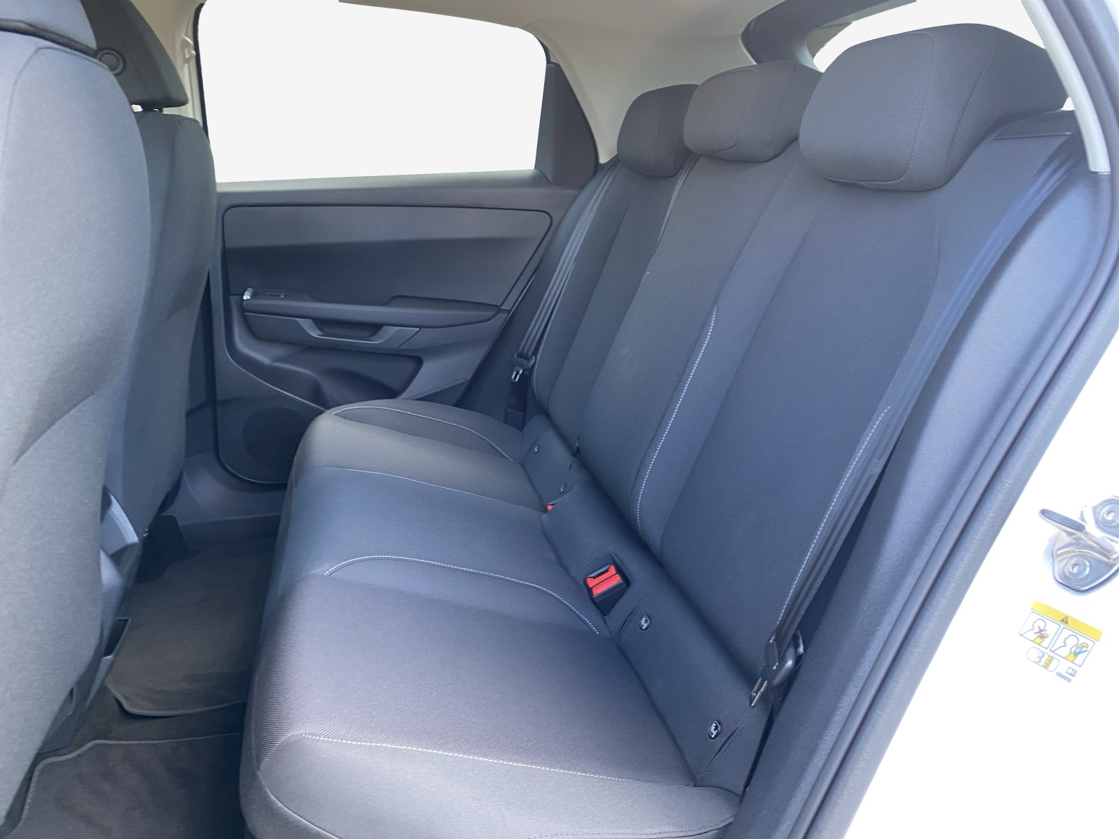 VW ID.Polo 52 kWh Life Edition One-image-11