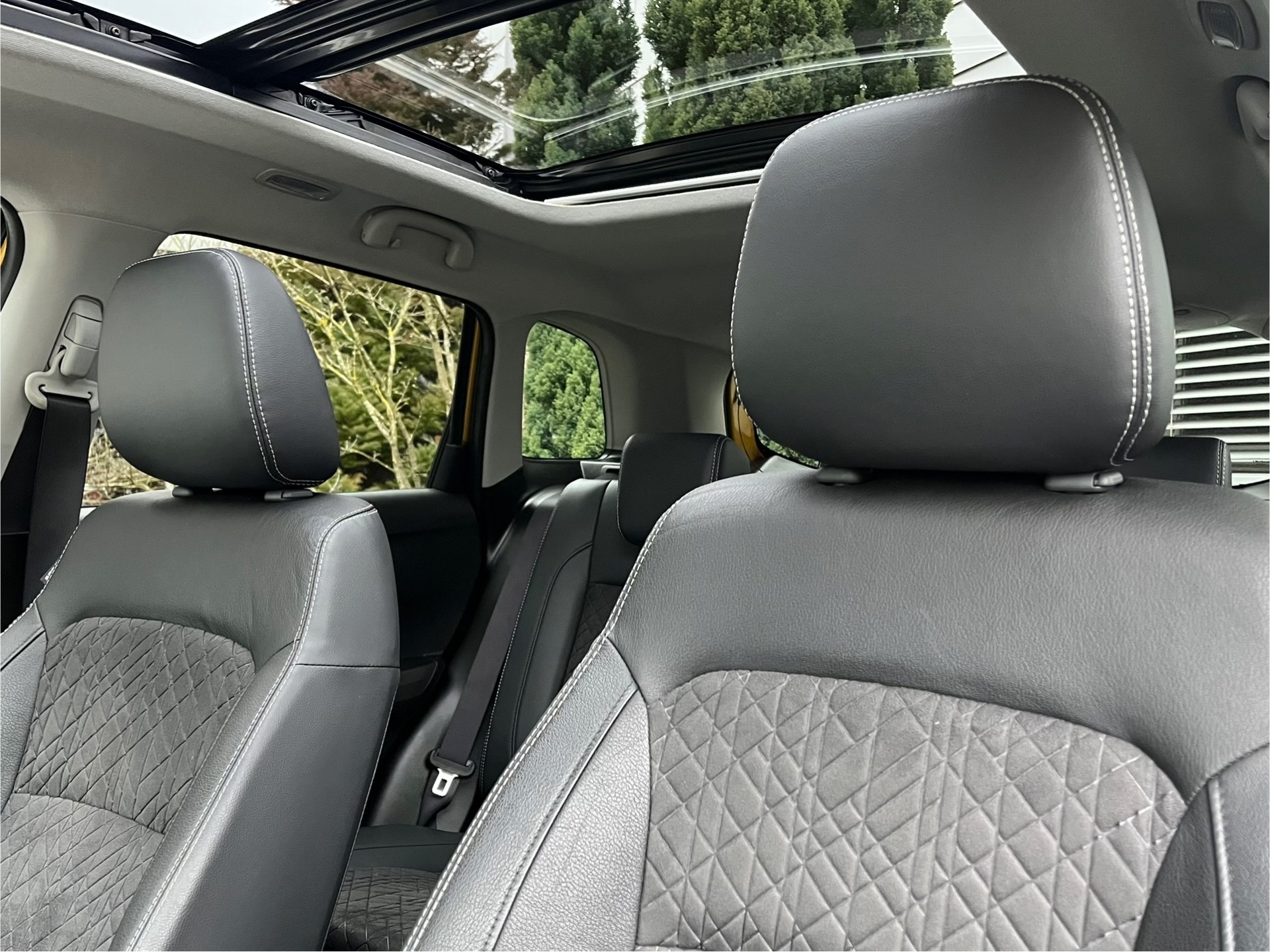 SUZUKI Vitara 1.4 4x4 Boosterjet Compact Top Automatic *Vollausstattung*aus 1. Hand*Garantie*-image-9