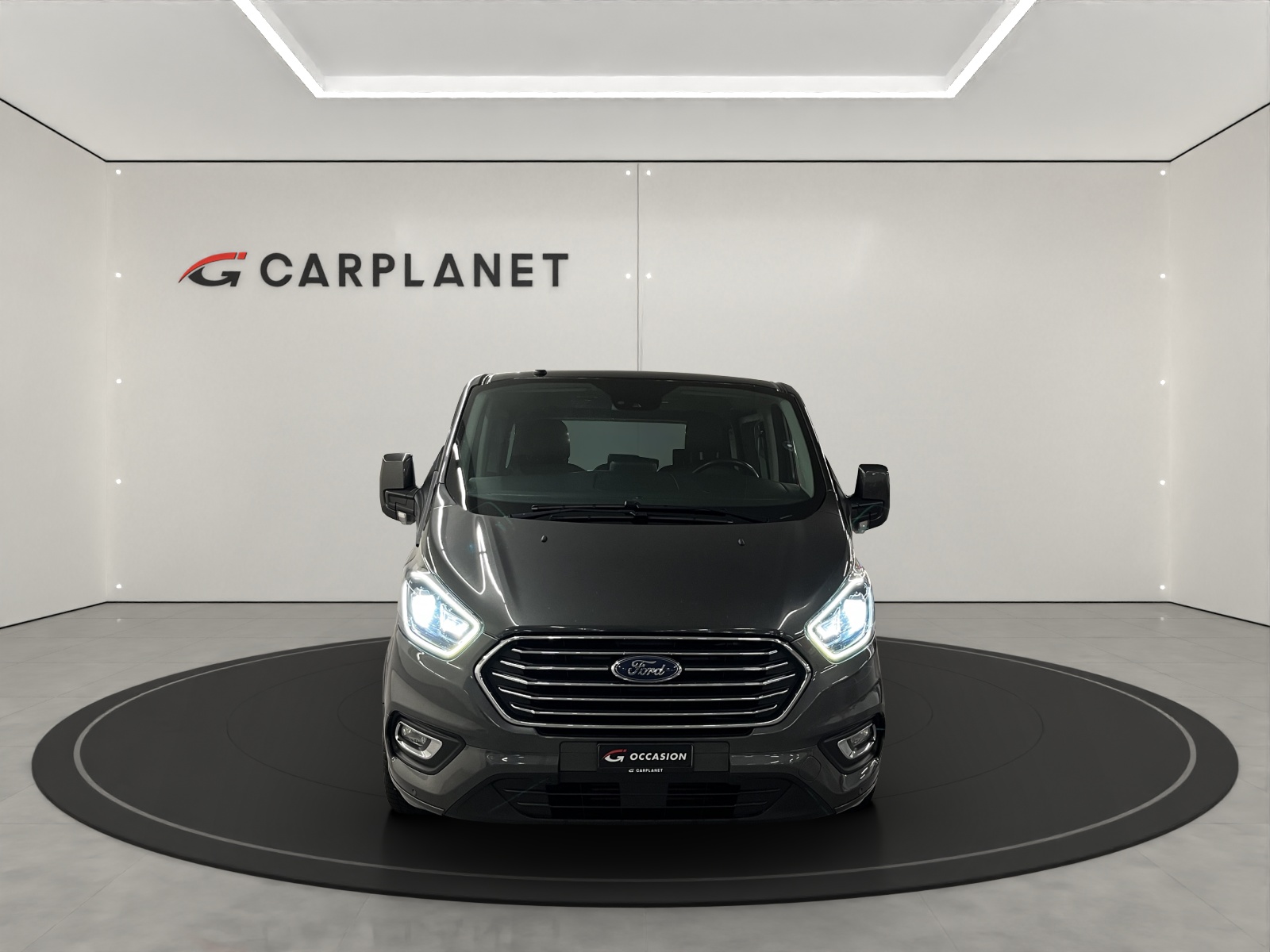 FORD Tourneo C Bus 310 L1 2.0 TDCi-image-1