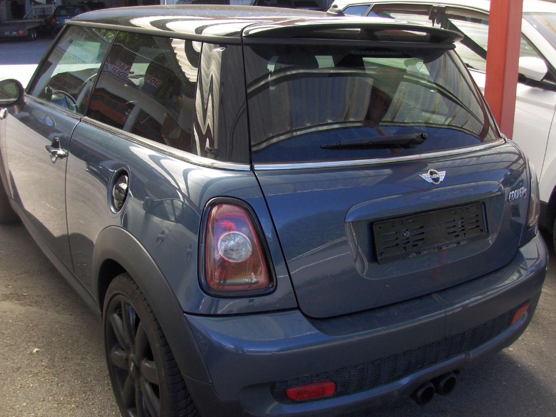 MINI Cooper S Steptronic-image-2