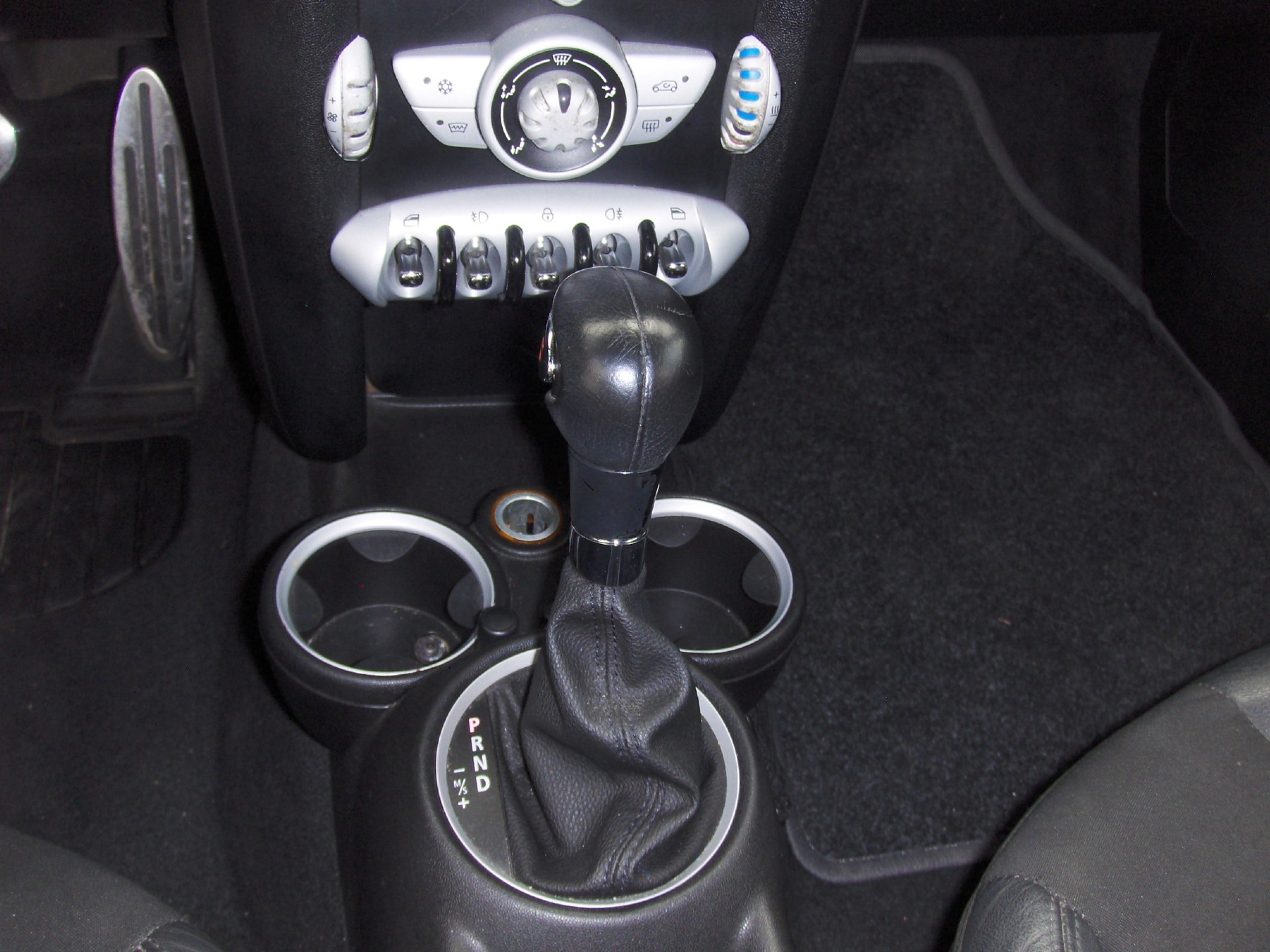 MINI Cooper S Steptronic-image-8