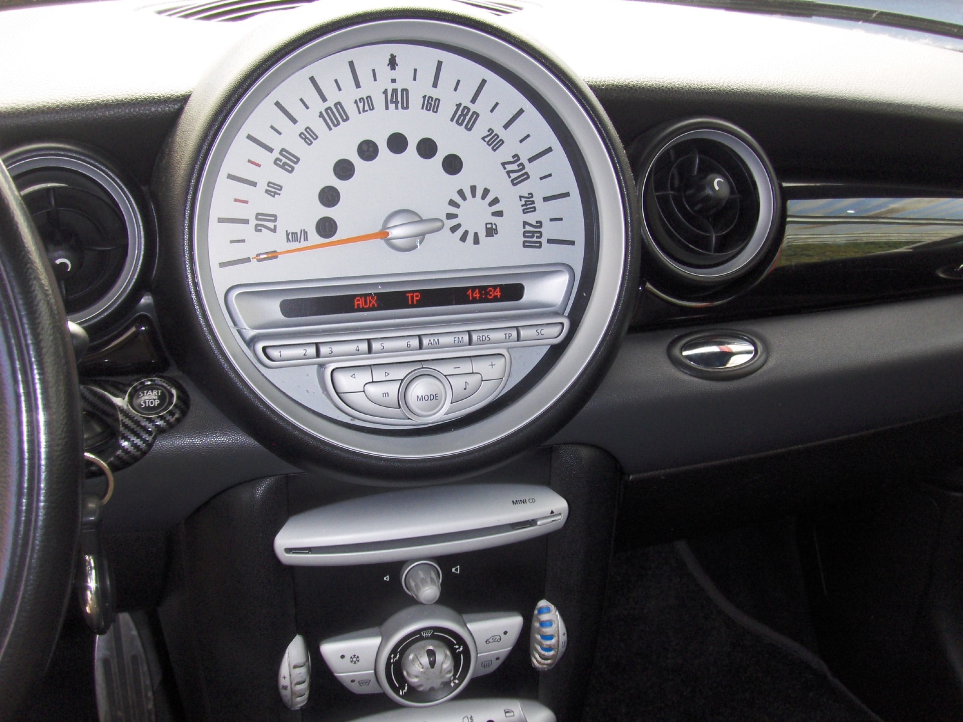 MINI Cooper S Steptronic-image-7