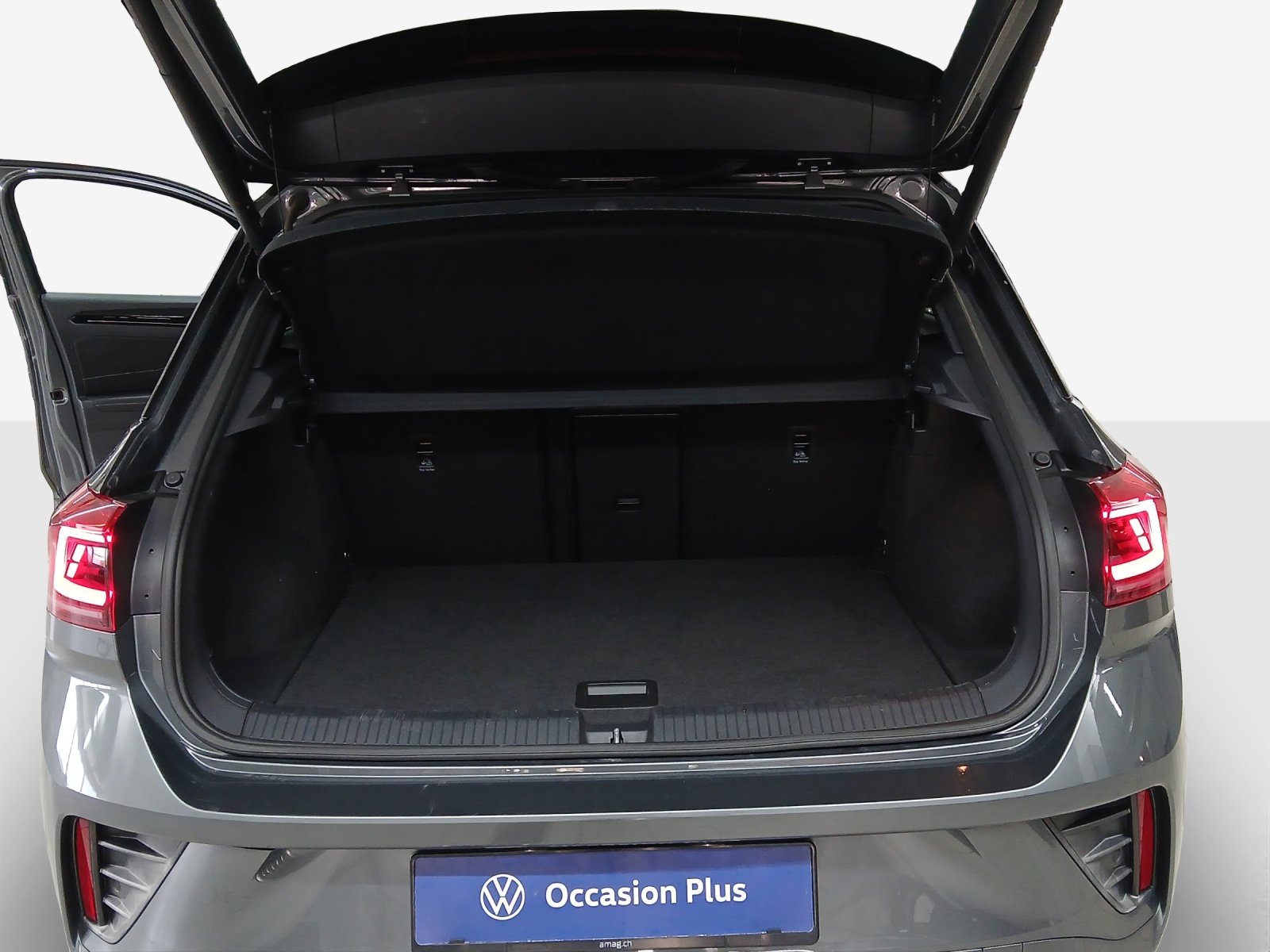 VW T-Roc 2.0 TSI R-Line DSG 4Motion-image-12