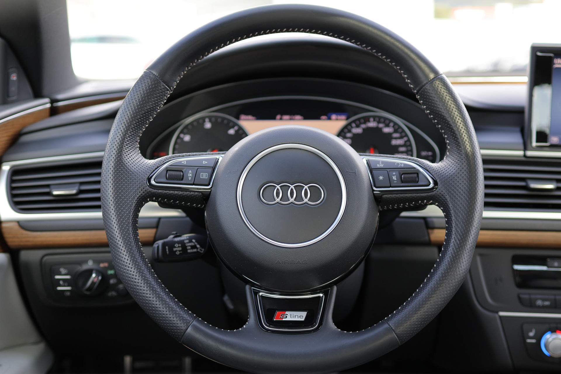 AUDI A7 Sportback 3.0 V6 TDI 320 quattro S-Line * HEAD-UP * NACHTSICHT * SCHIEBEDACH * PACK PREMIUM *-image-17