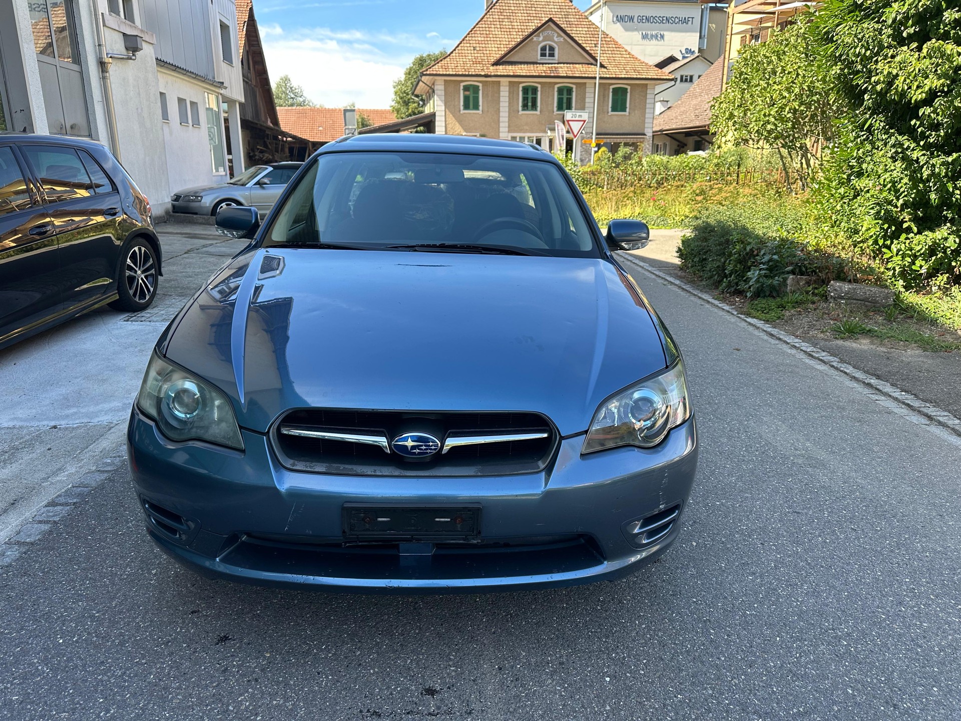 SUBARU Legacy 2.0i AWD Swiss-image-2
