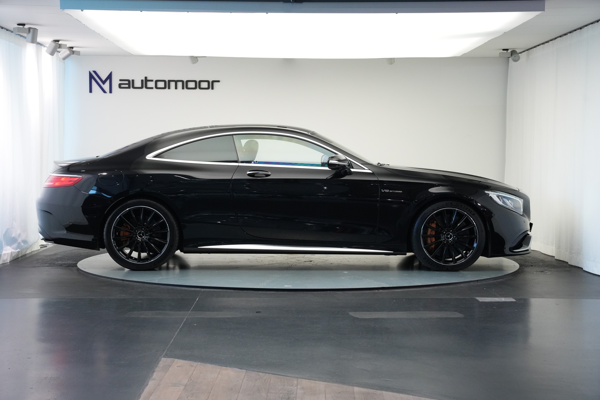 MERCEDES-BENZ S 63 AMG Coupé 4Matic Speedshift MCT *Keramik* *Burmester* *Standheizung*-showroom-element-3
