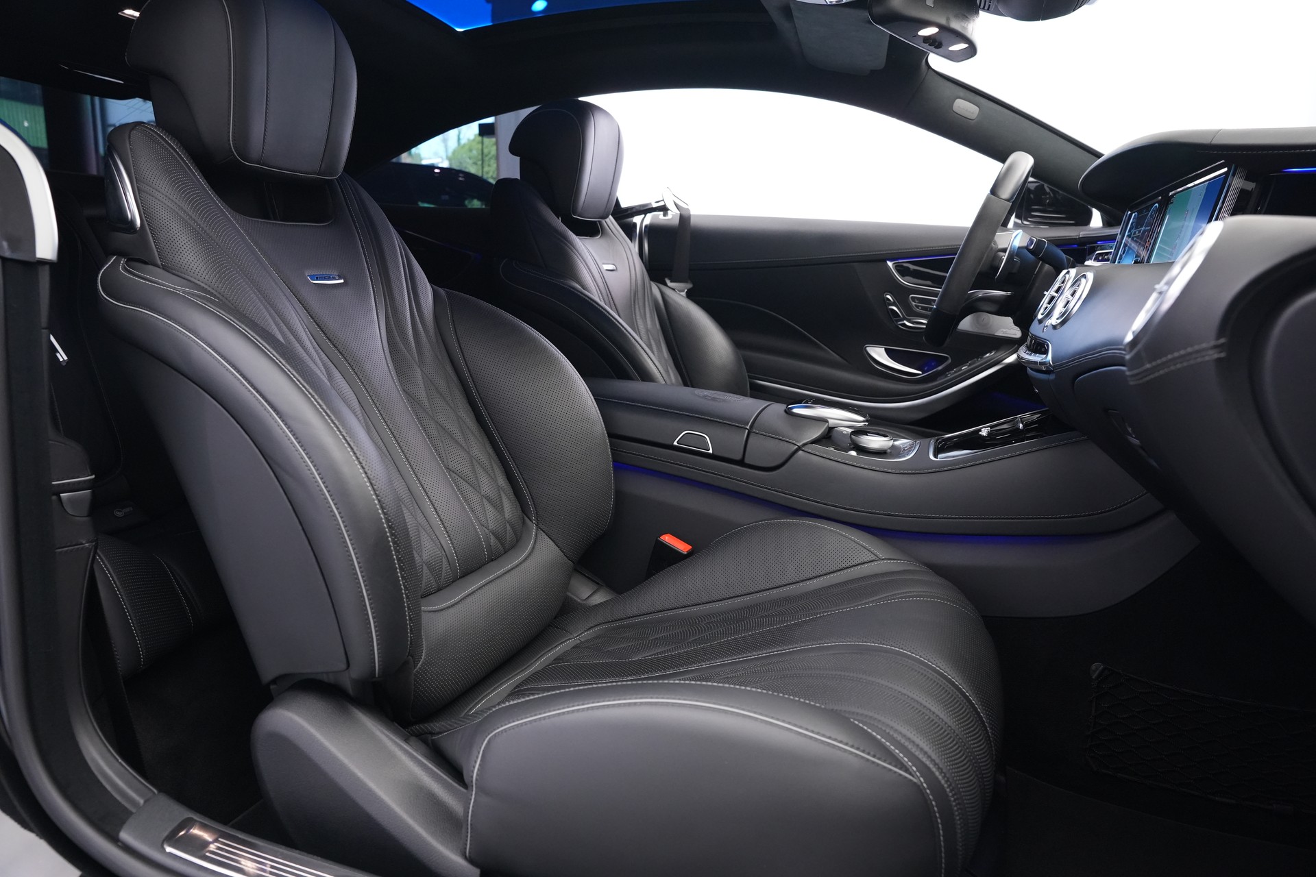 MERCEDES-BENZ S 63 AMG Coupé 4Matic Speedshift MCT *Keramik* *Burmester* *Standheizung*-image-14
