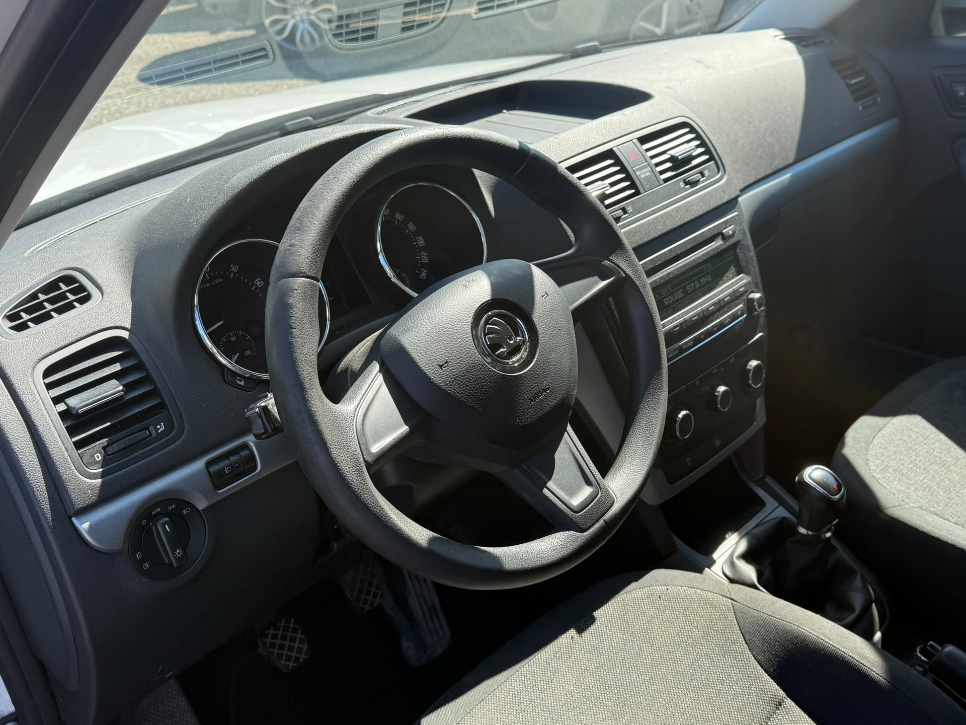SKODA Yeti 1.8 TSI Elegance 4x4-image-9