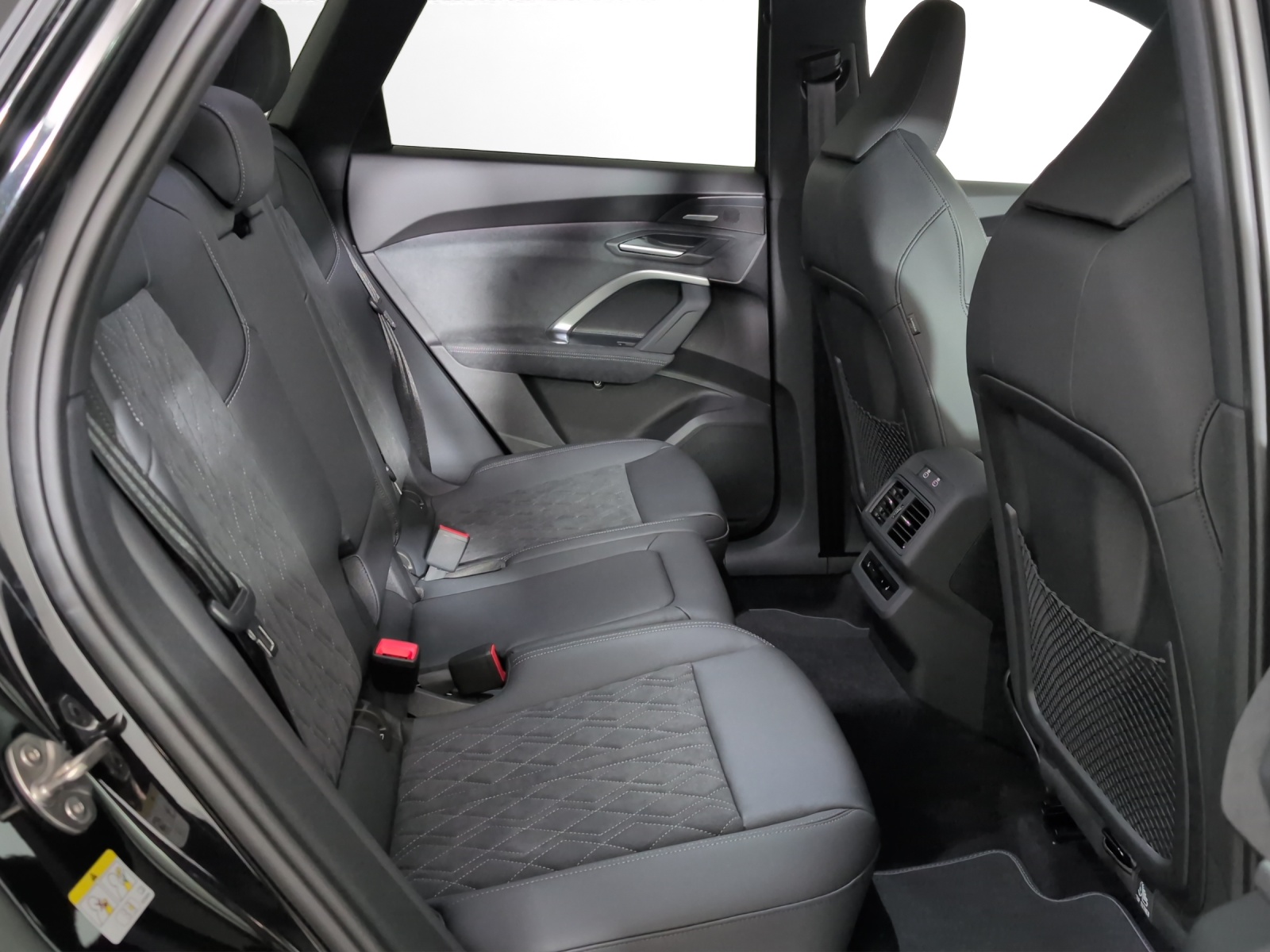 AUDI Q5 TFSI quatto 150 kW S-tronic-image-8