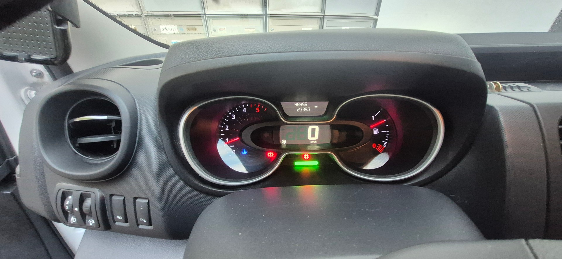 RENAULT 2.0 dCi 145 Business-image-4