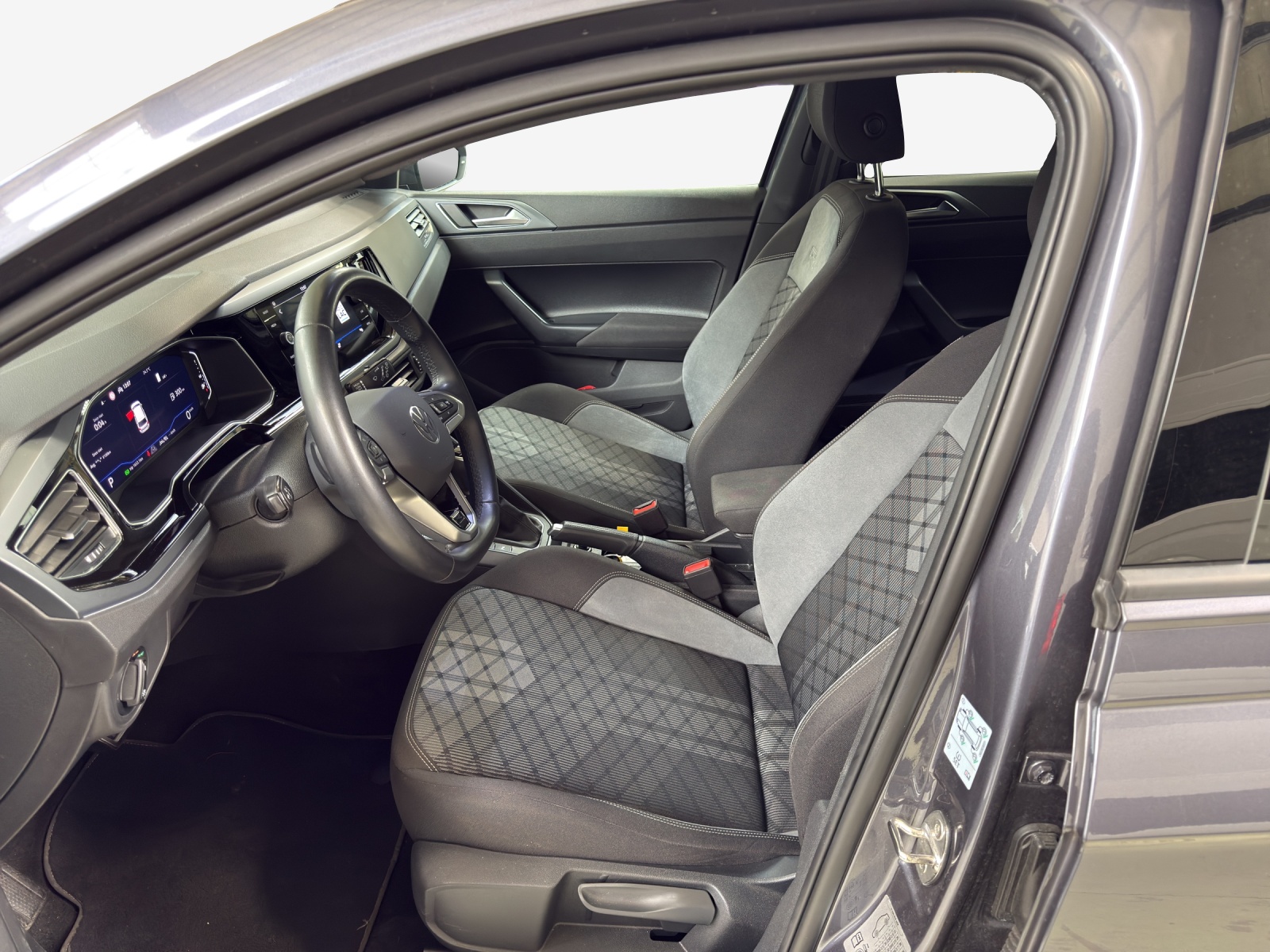 VW Polo 1.0 TSI R-Line DSG-image-7