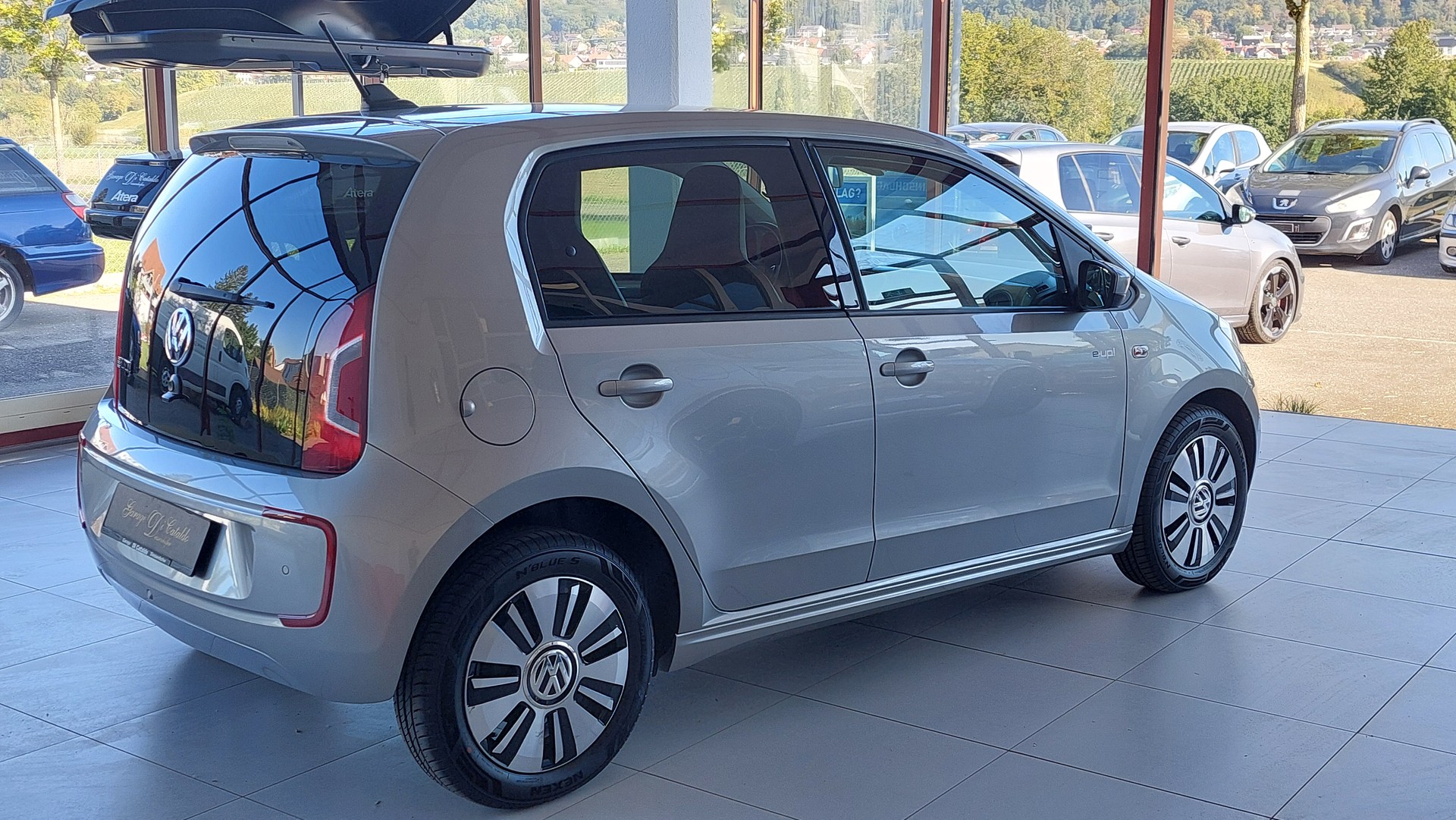 VW e-Up-image-3